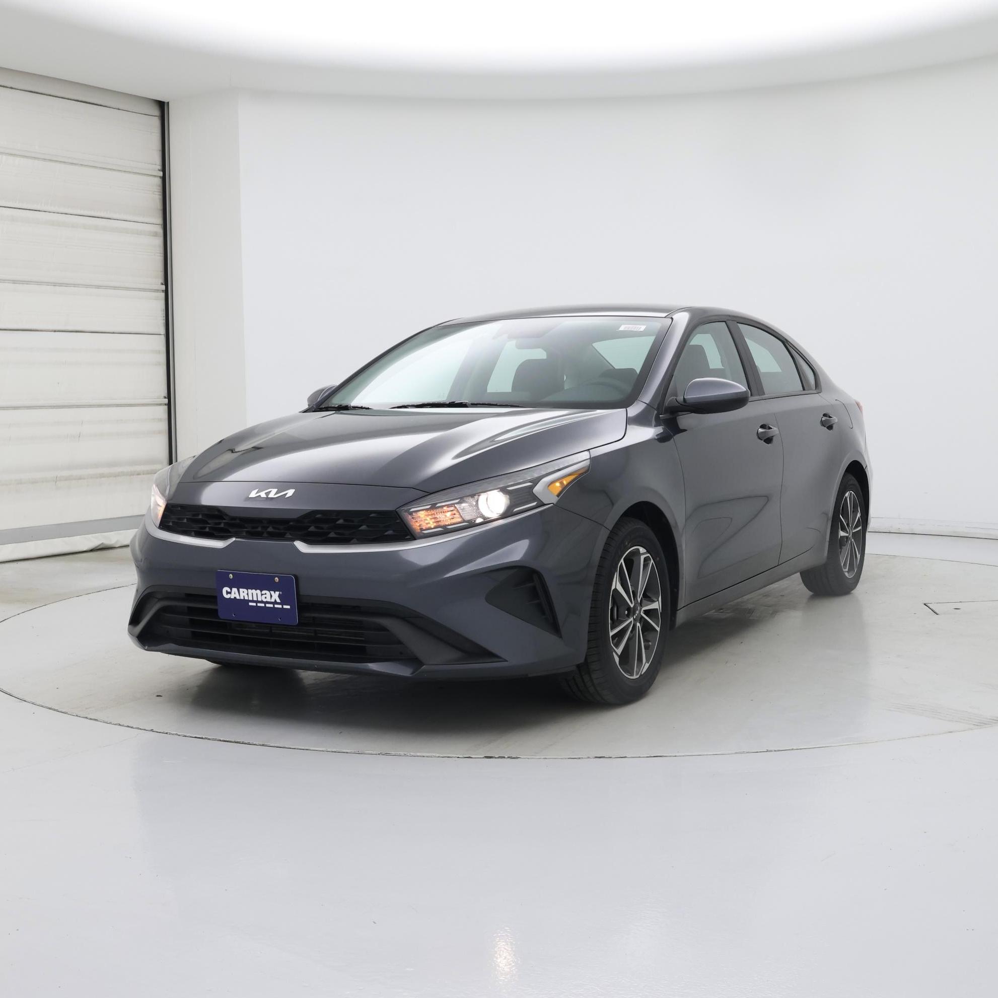 Thumbnail: 2024 Kia Forte - 4