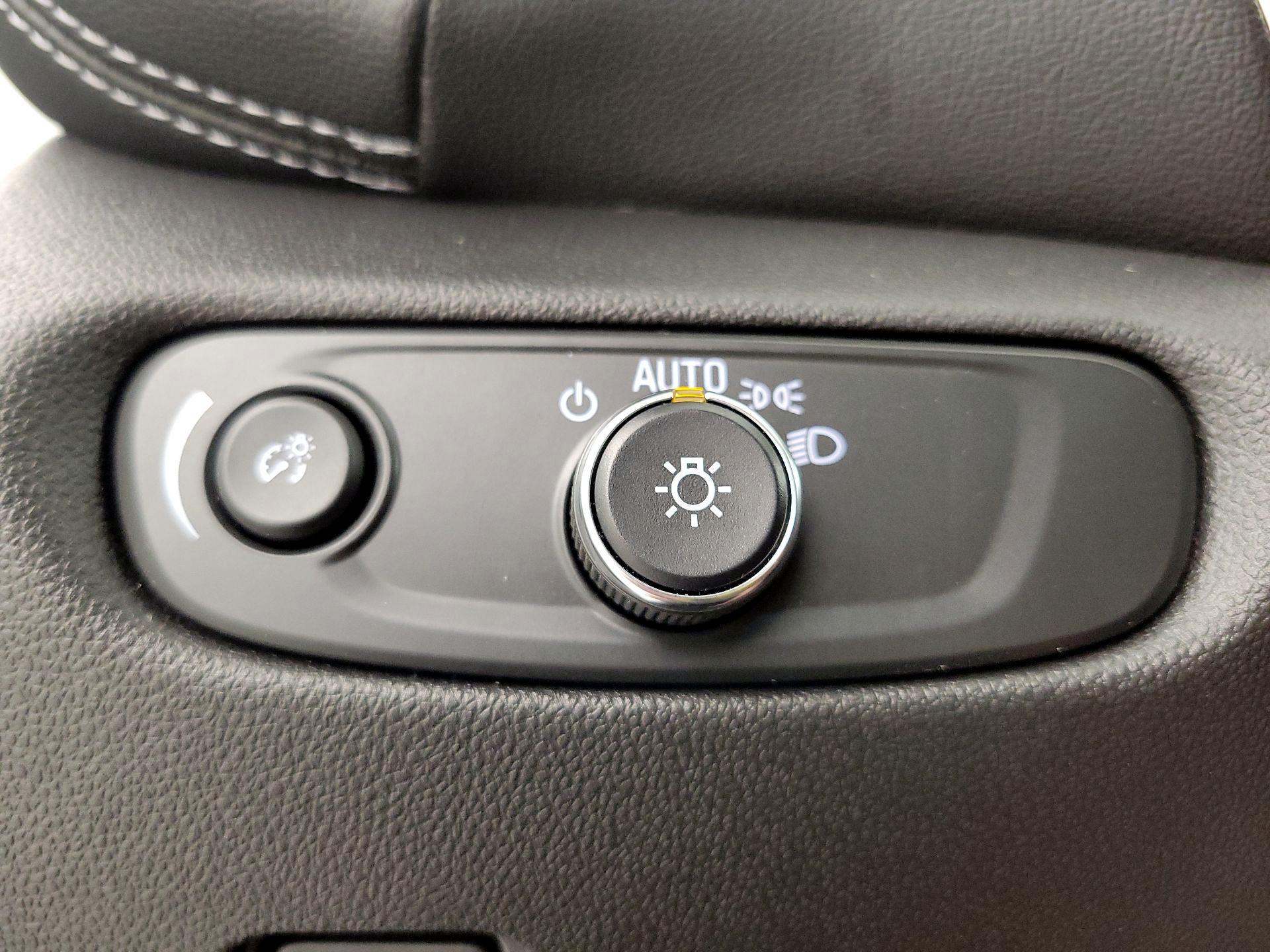 Thumbnail: 2025 Chevrolet Blazer - 13