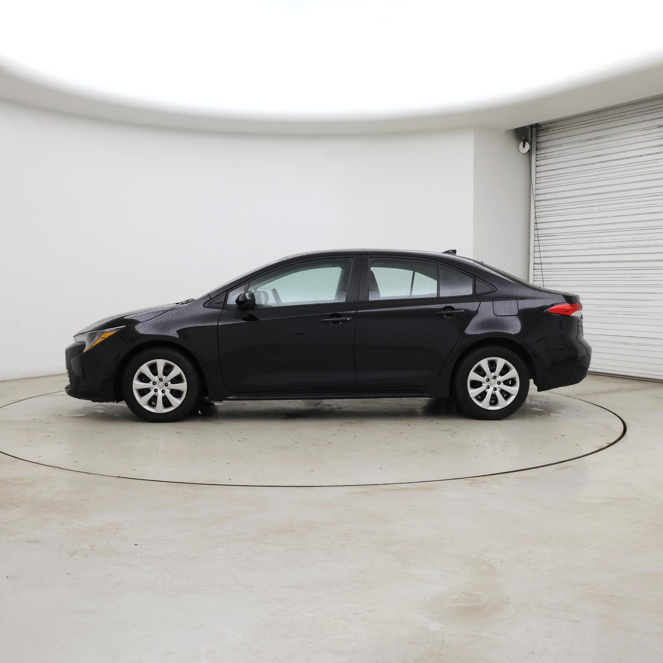 Thumbnail: 2025 Toyota Corolla - 3