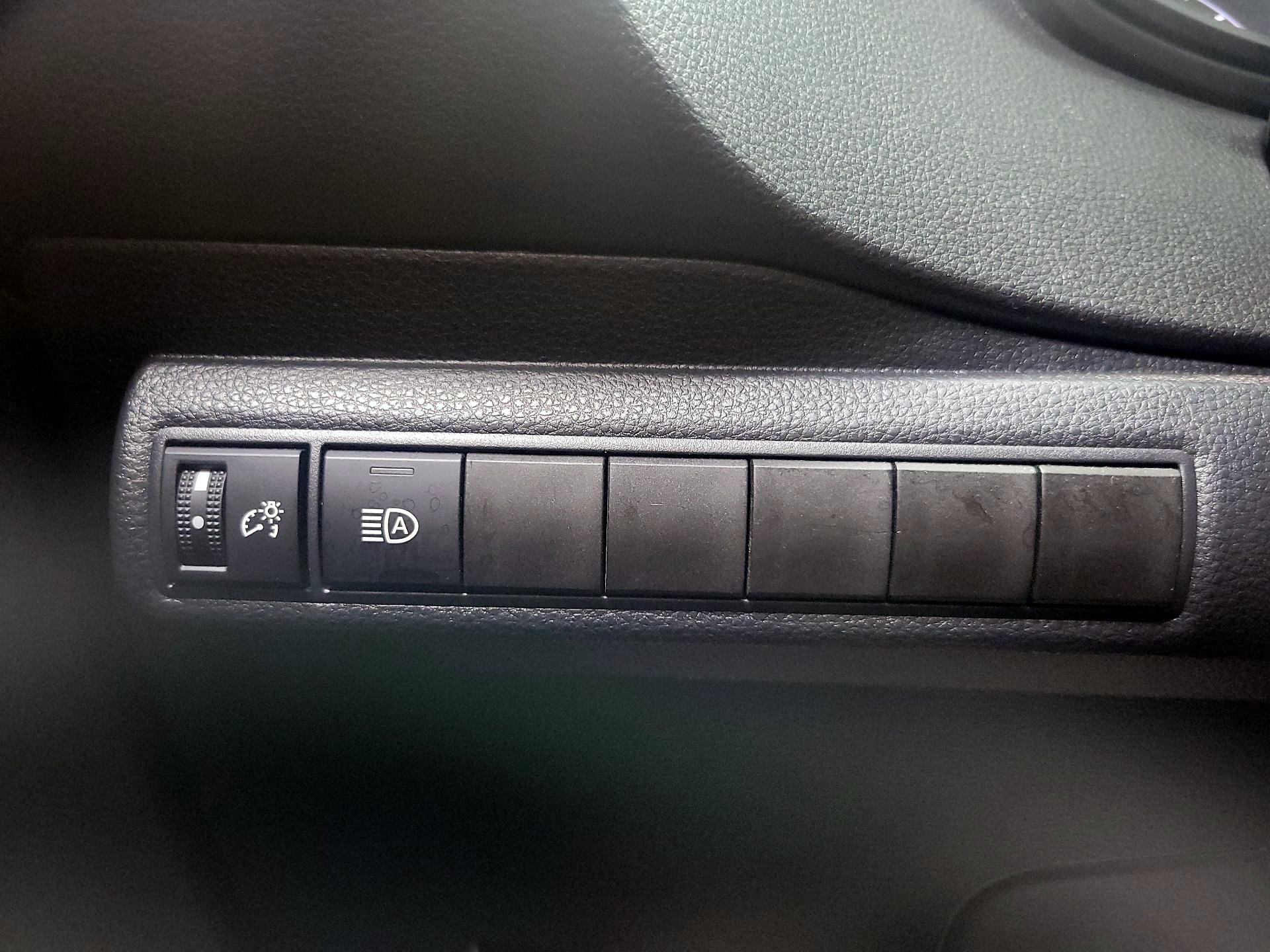 Thumbnail: 2024 Toyota Corolla - 13