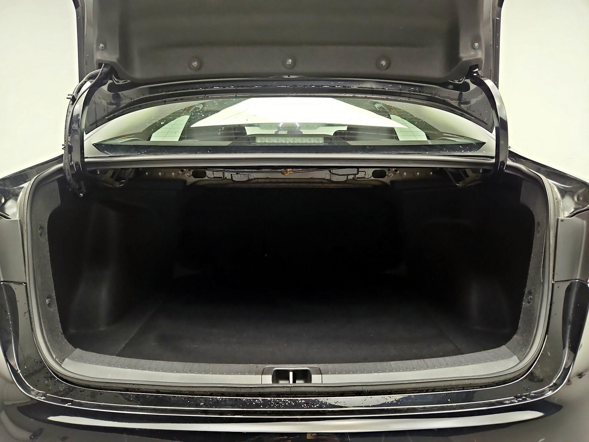 Thumbnail: 2025 Toyota Corolla - 20