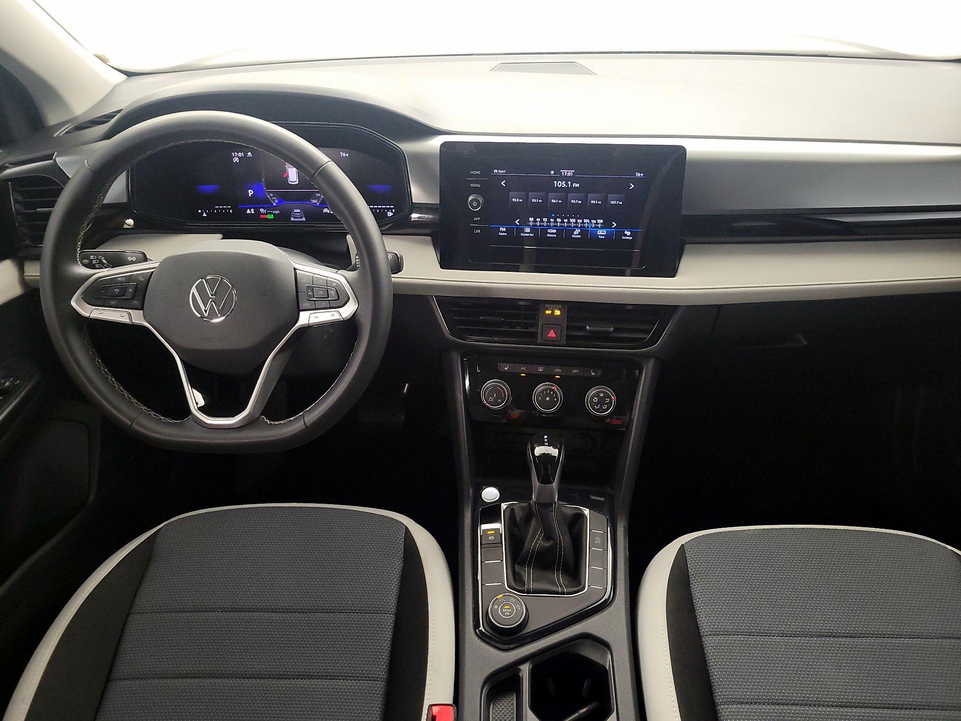 Thumbnail: 2025 Volkswagen Taos - 9