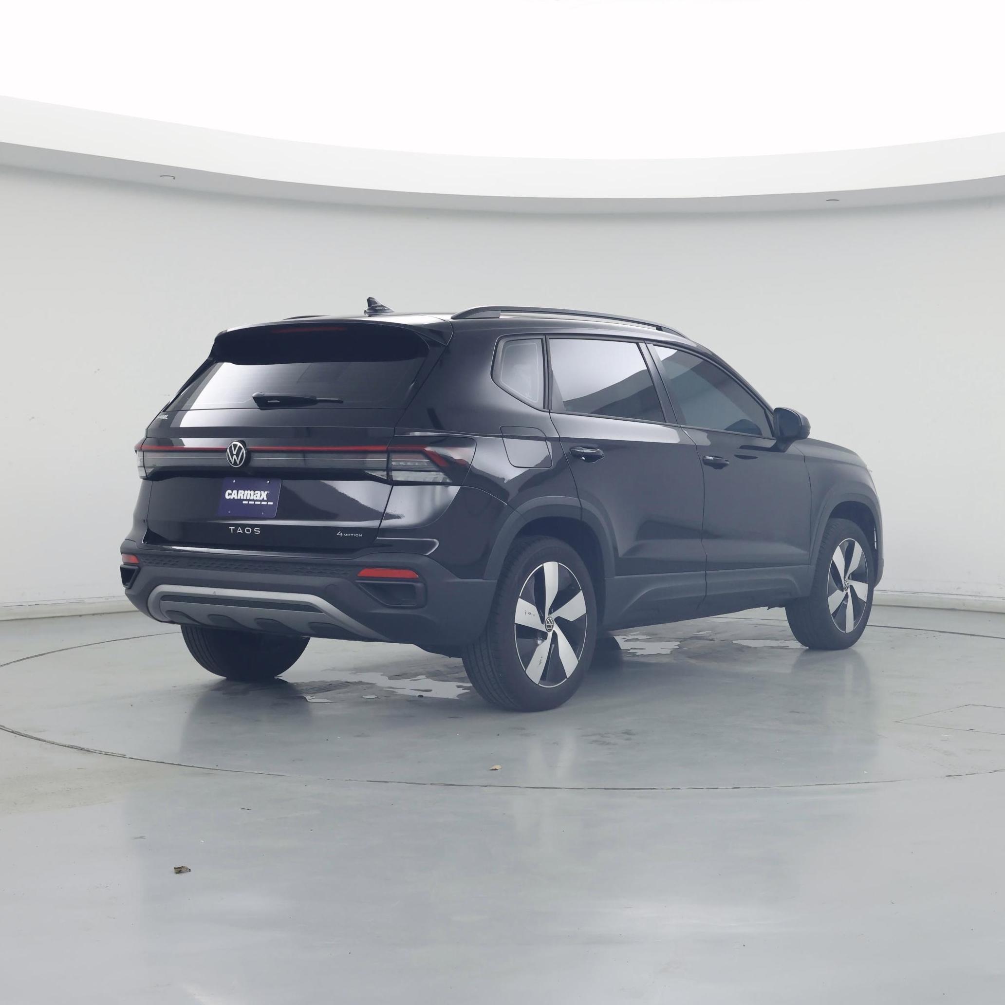 Thumbnail: 2025 Volkswagen Taos - 8