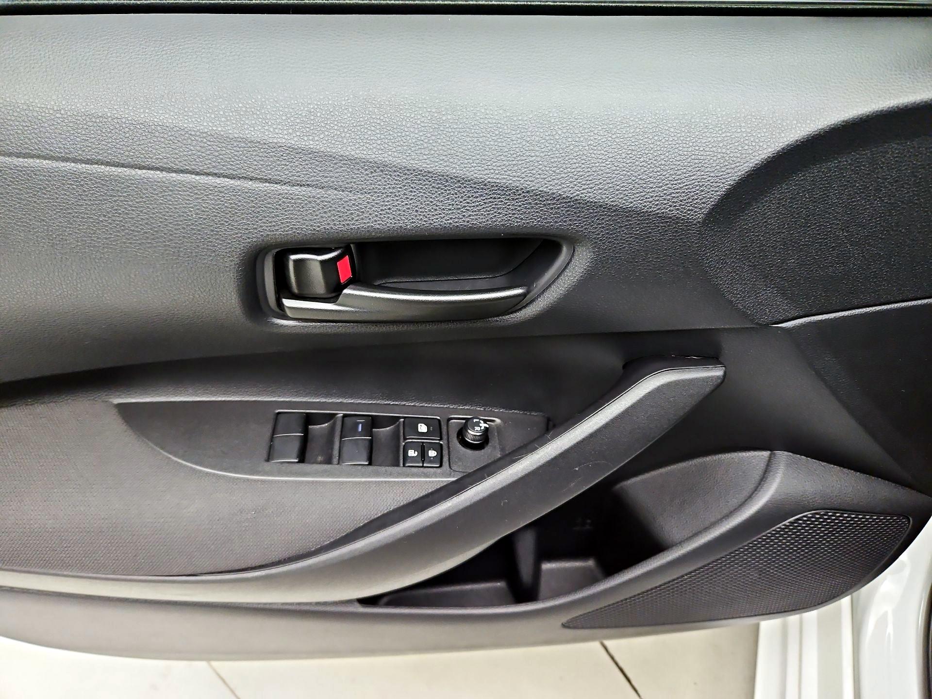 Thumbnail: 2025 Toyota Corolla - 12