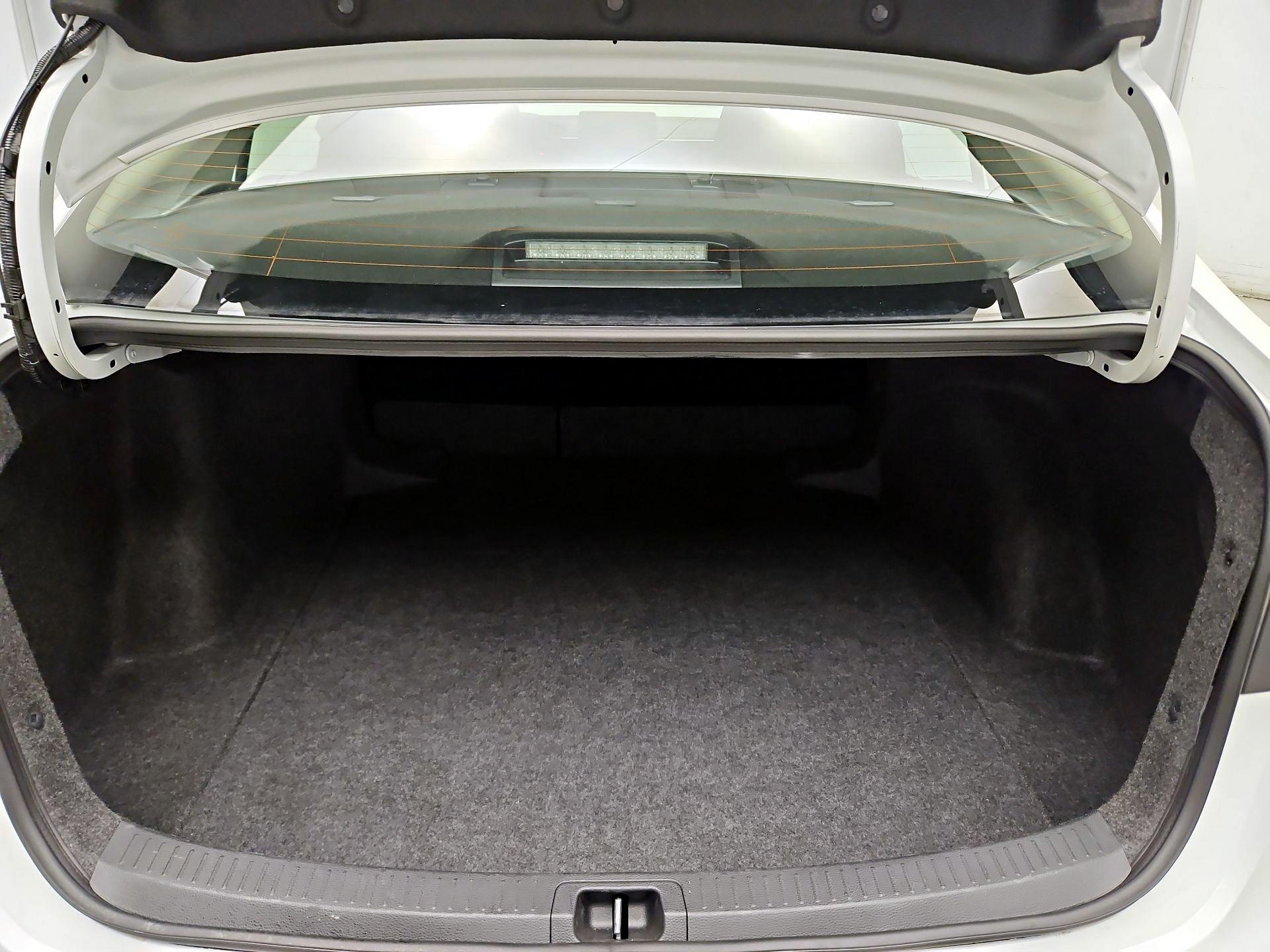 Thumbnail: 2025 Toyota Corolla - 20