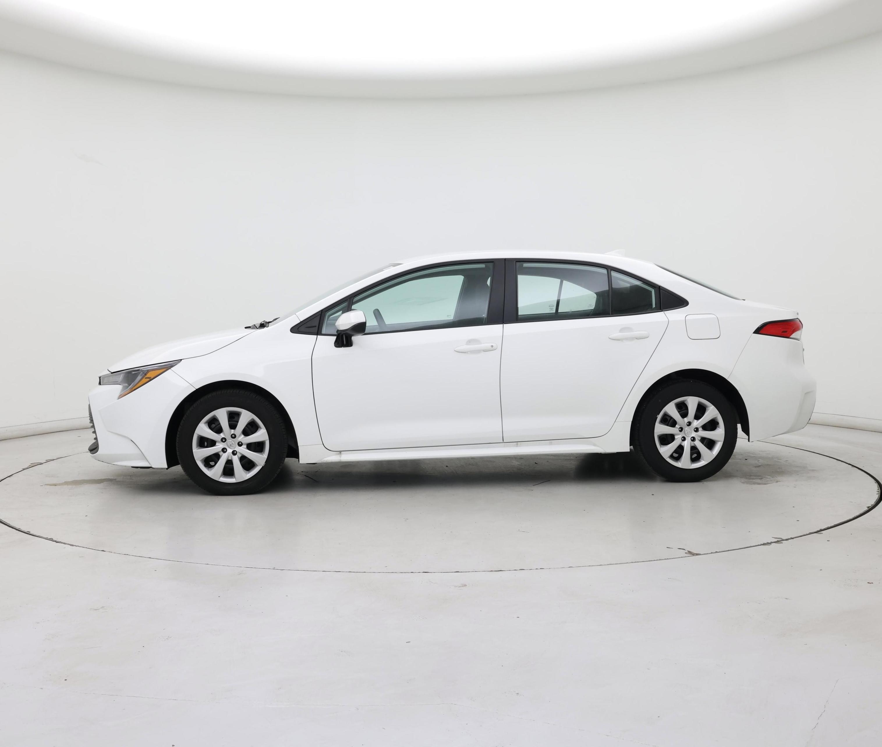 Thumbnail: 2025 Toyota Corolla - 3