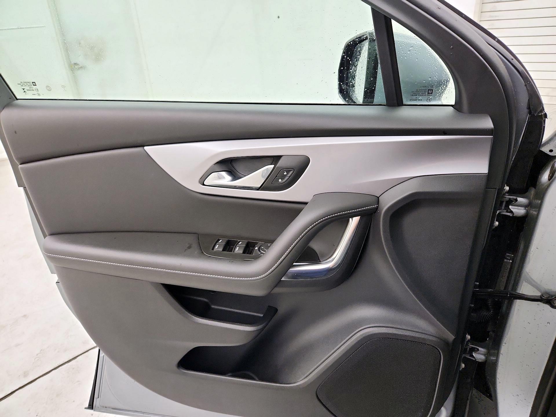 Thumbnail: 2025 Chevrolet Blazer - 12