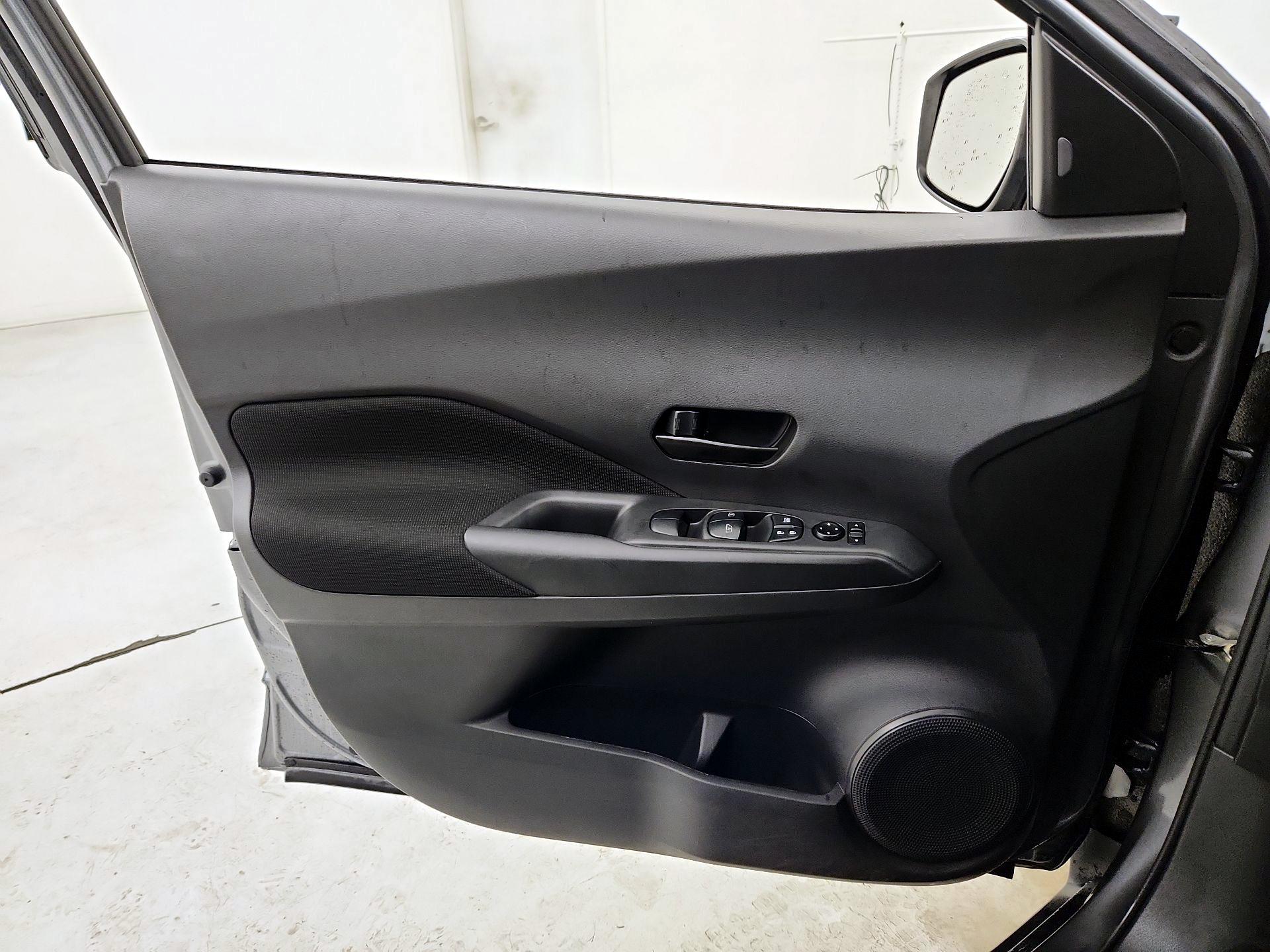 Thumbnail: 2024 Nissan Kicks - 12