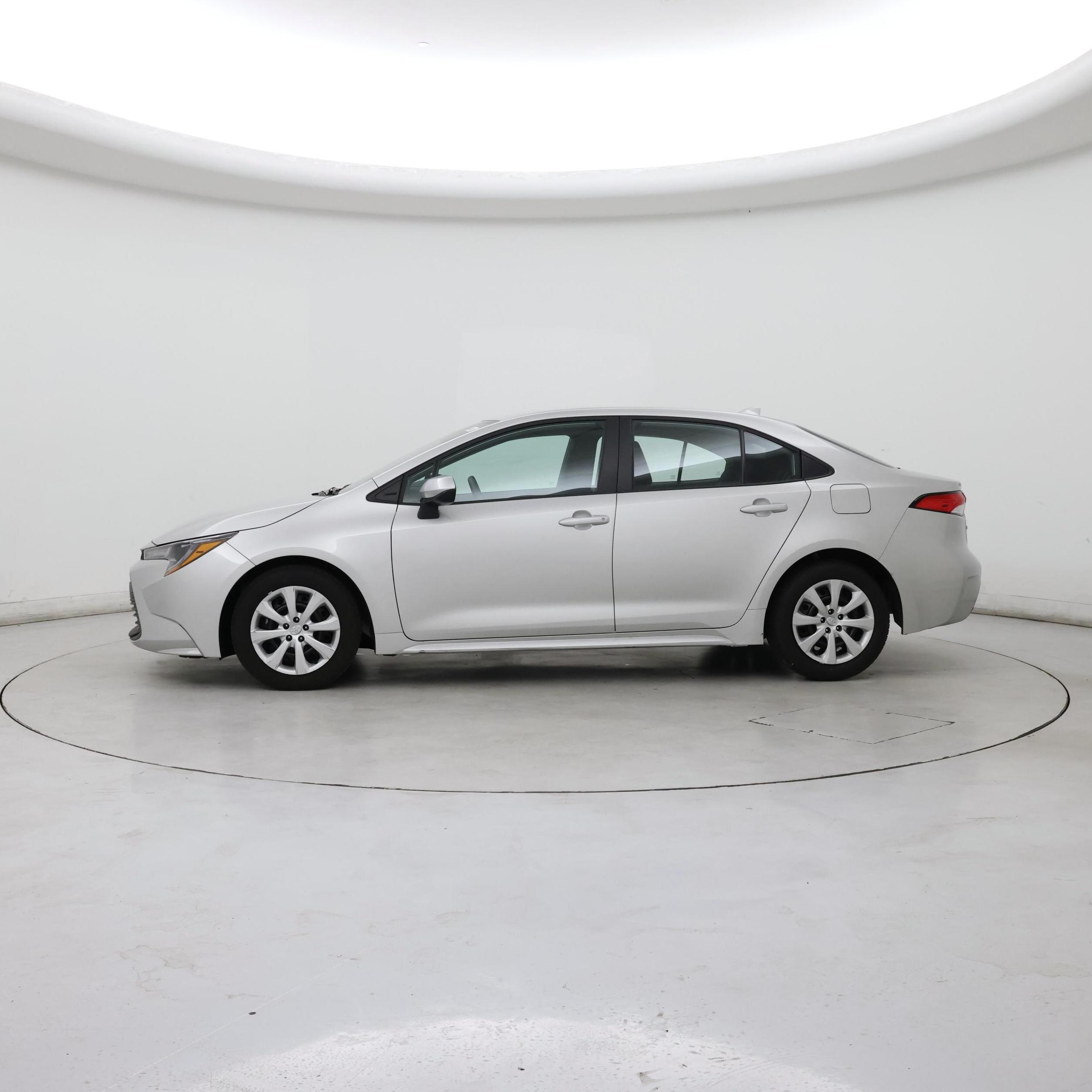 Thumbnail: 2025 Toyota Corolla - 3