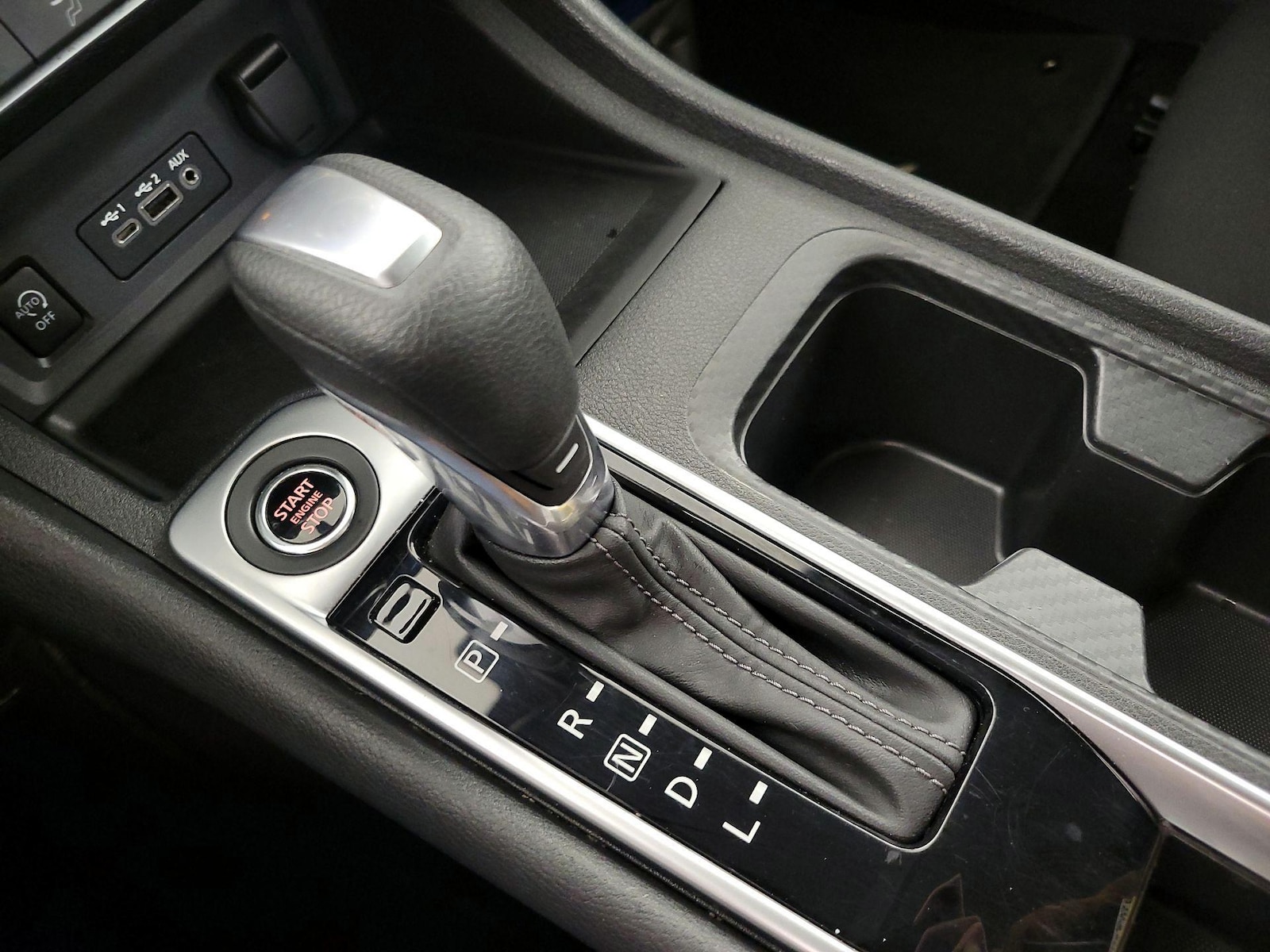 2024 Nissan Sentra SV - Photo 18