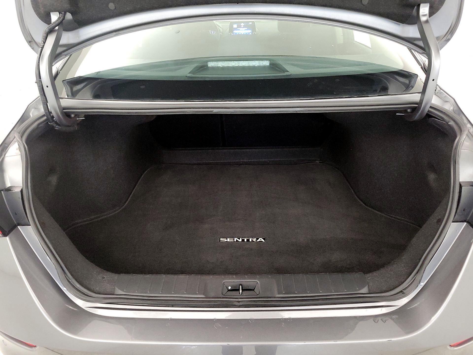 Thumbnail: 2024 Nissan Sentra - 20