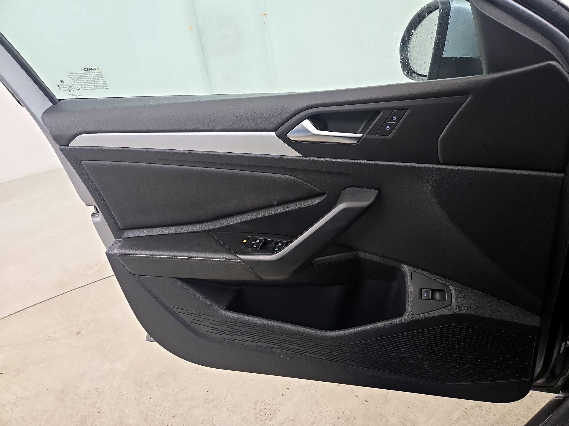 Thumbnail: 2025 Volkswagen Jetta - 12