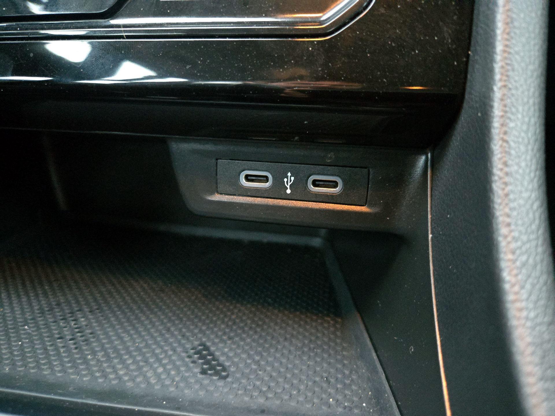 Thumbnail: 2025 Volkswagen Jetta - 18