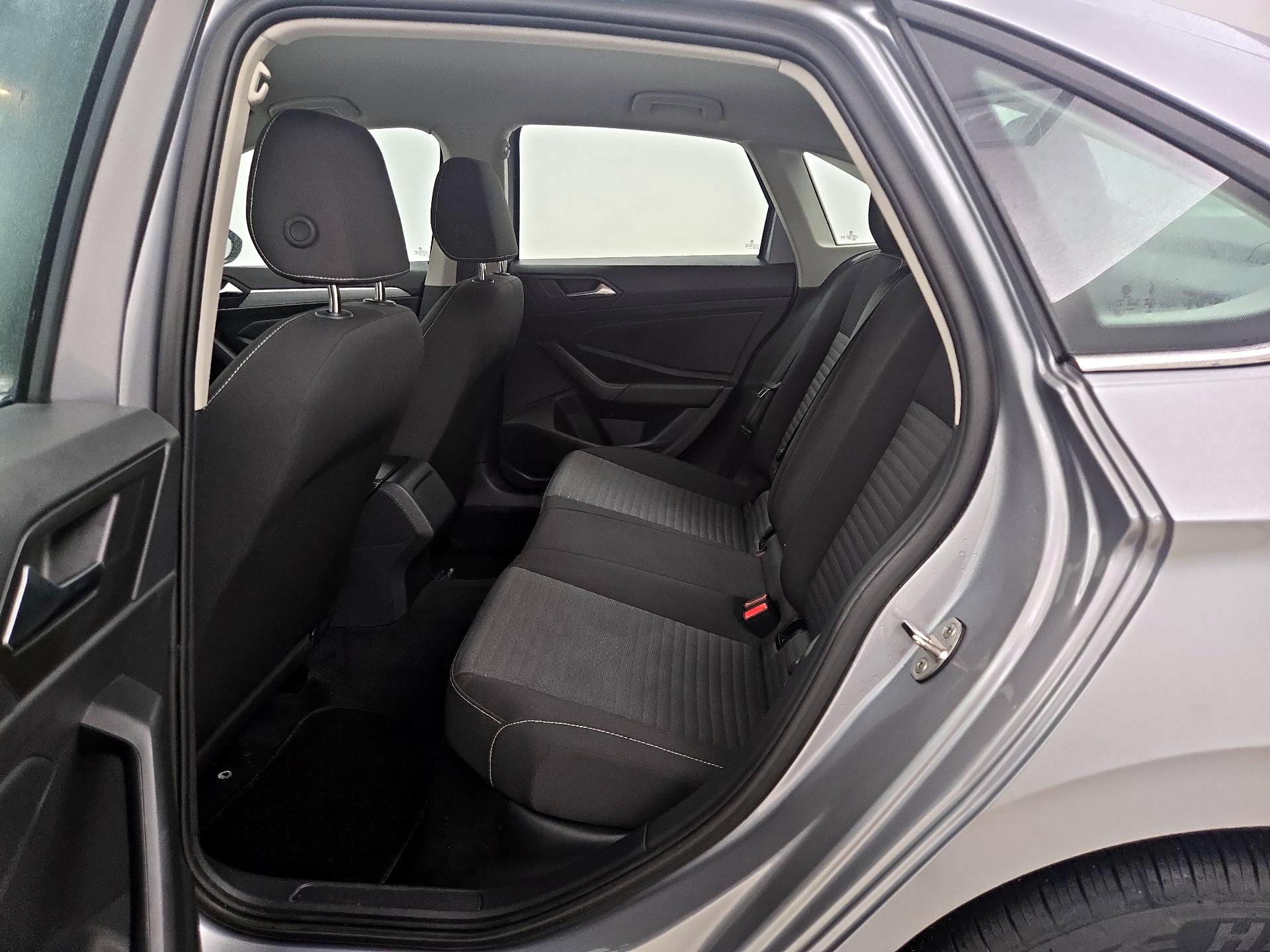 Thumbnail: 2025 Volkswagen Jetta - 19