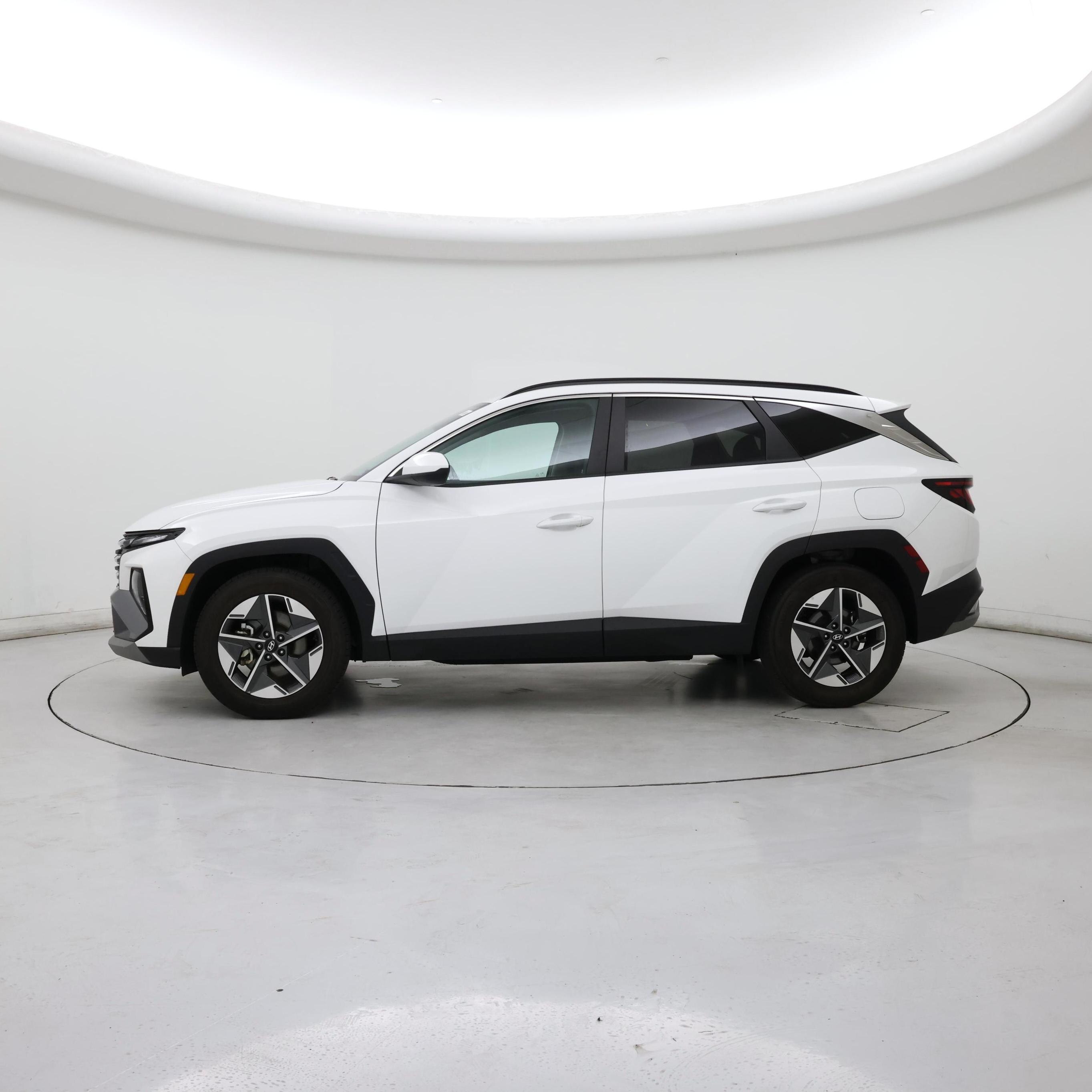 Thumbnail: 2025 Hyundai Tucson - 3