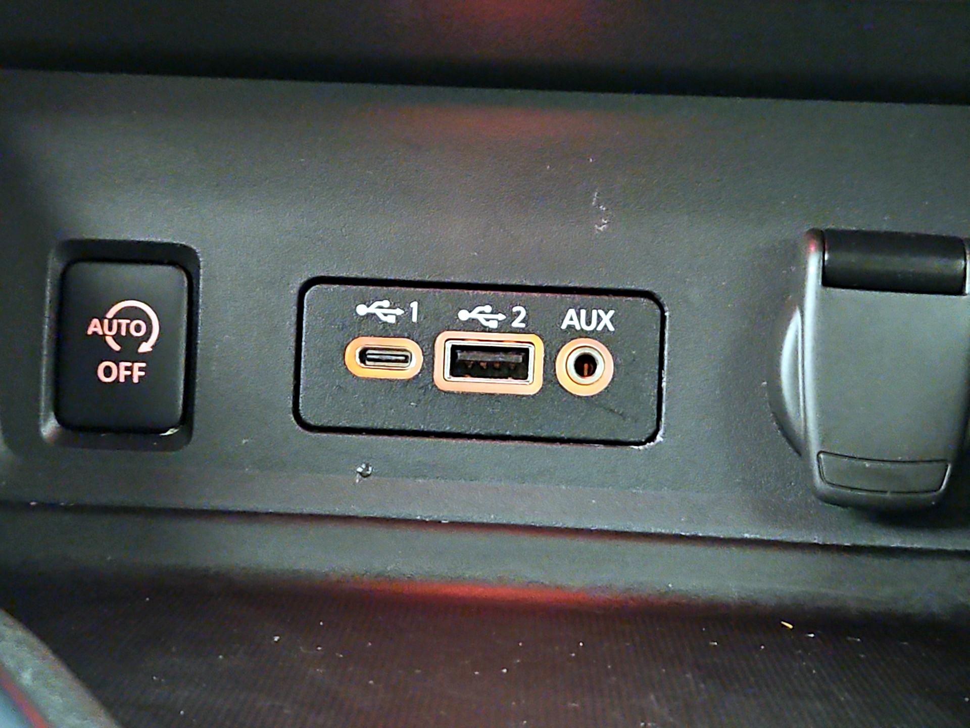 Thumbnail: 2025 Nissan Sentra - 18