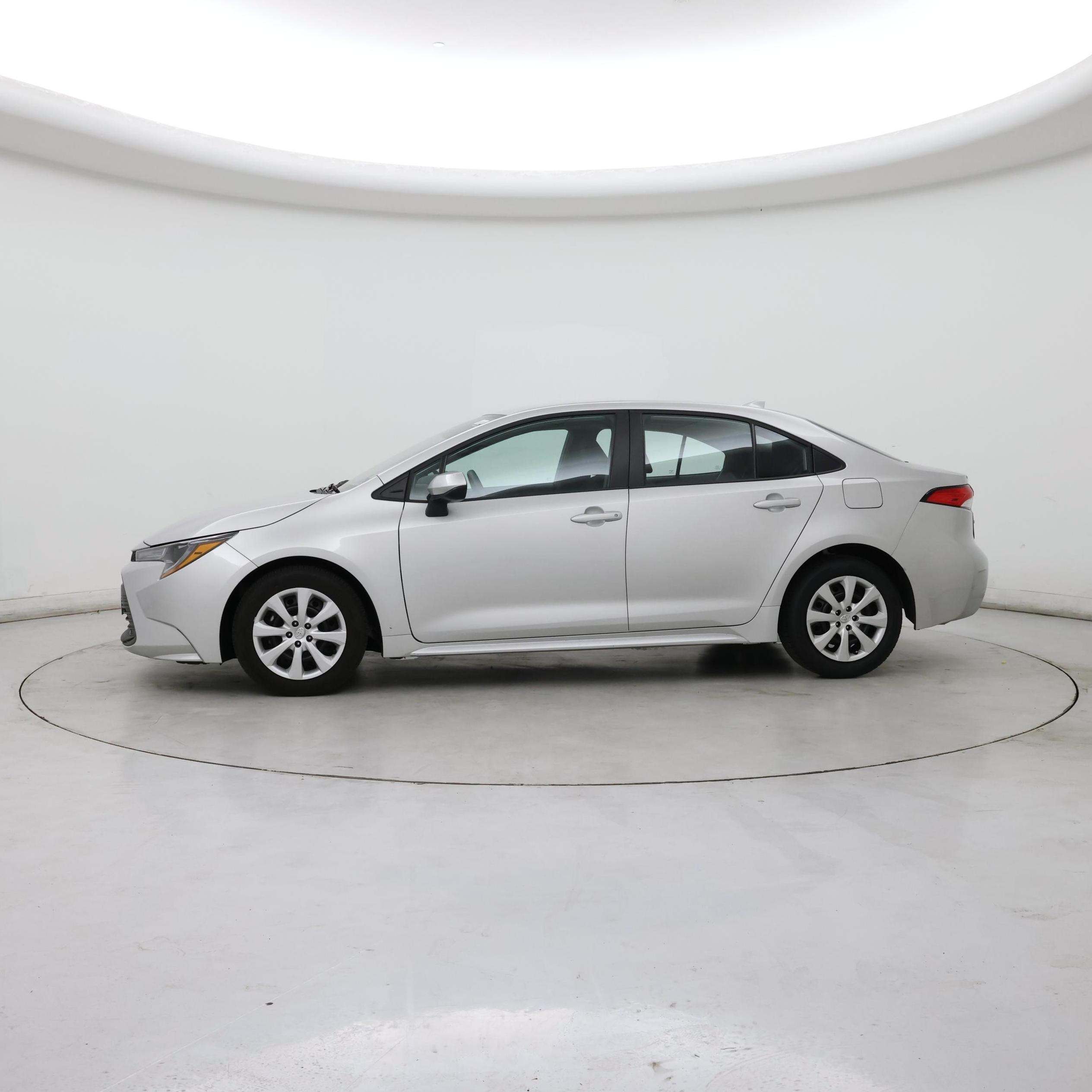 Thumbnail: 2025 Toyota Corolla - 3