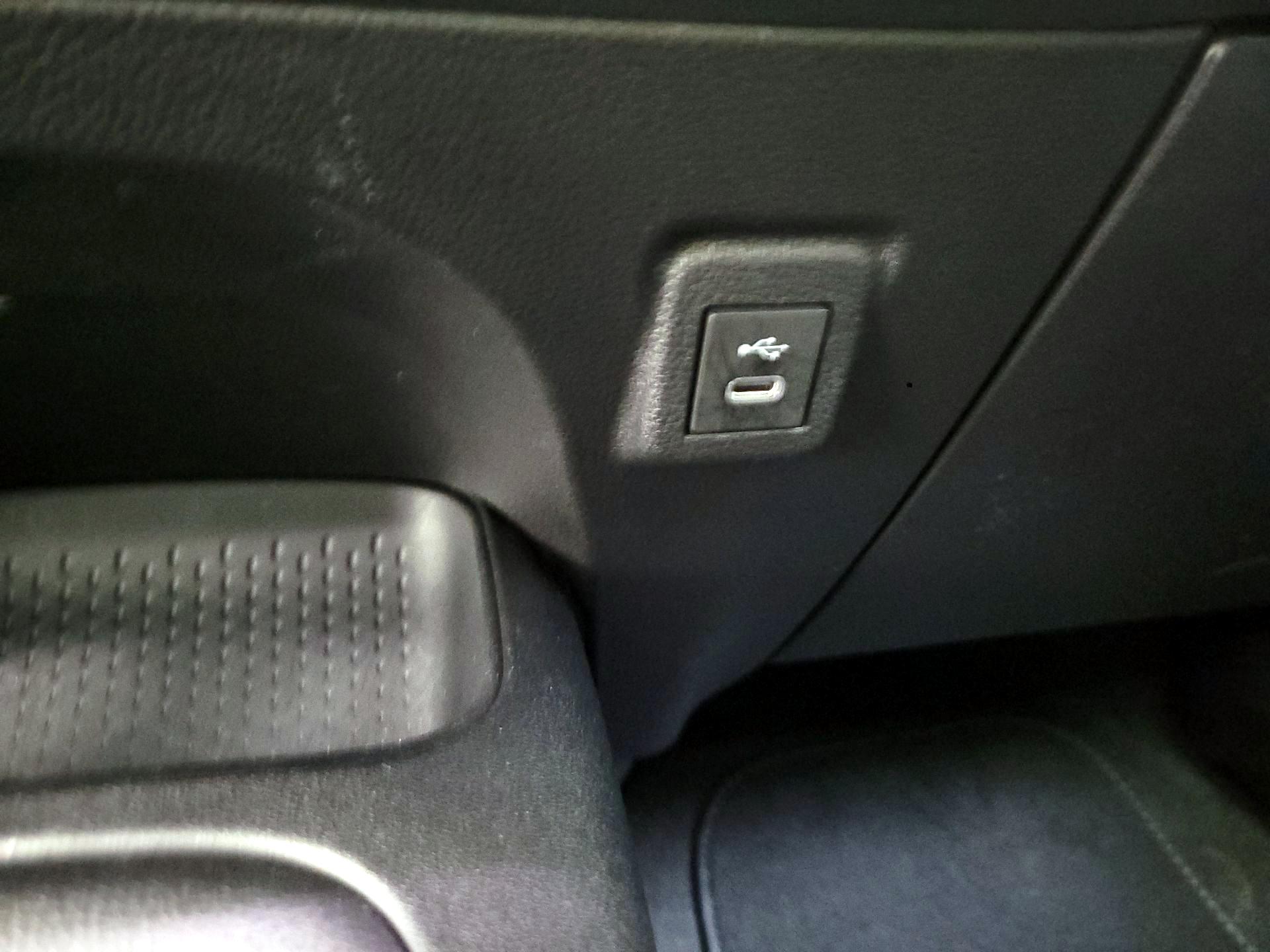 Thumbnail: 2025 Toyota Corolla - 16