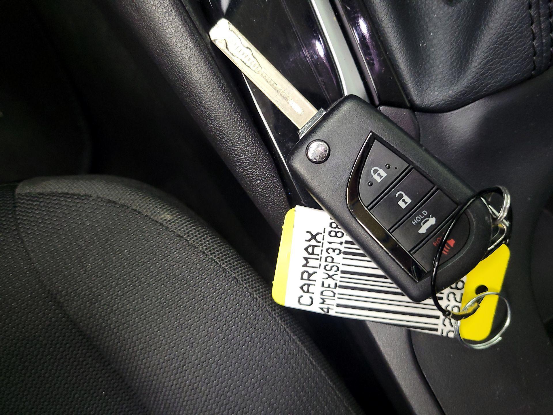 Thumbnail: 2025 Toyota Corolla - 20