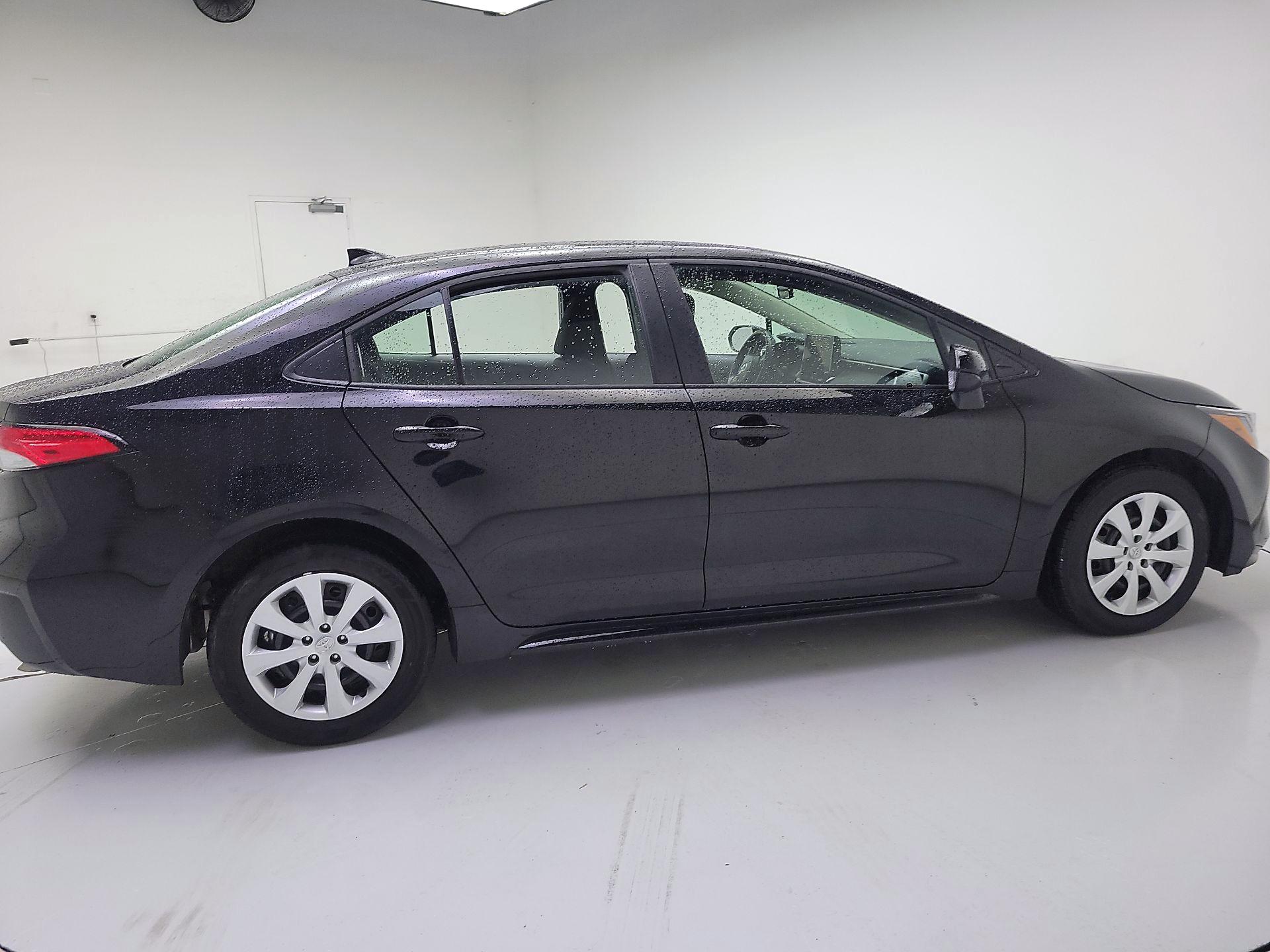 Thumbnail: 2025 Toyota Corolla - 4