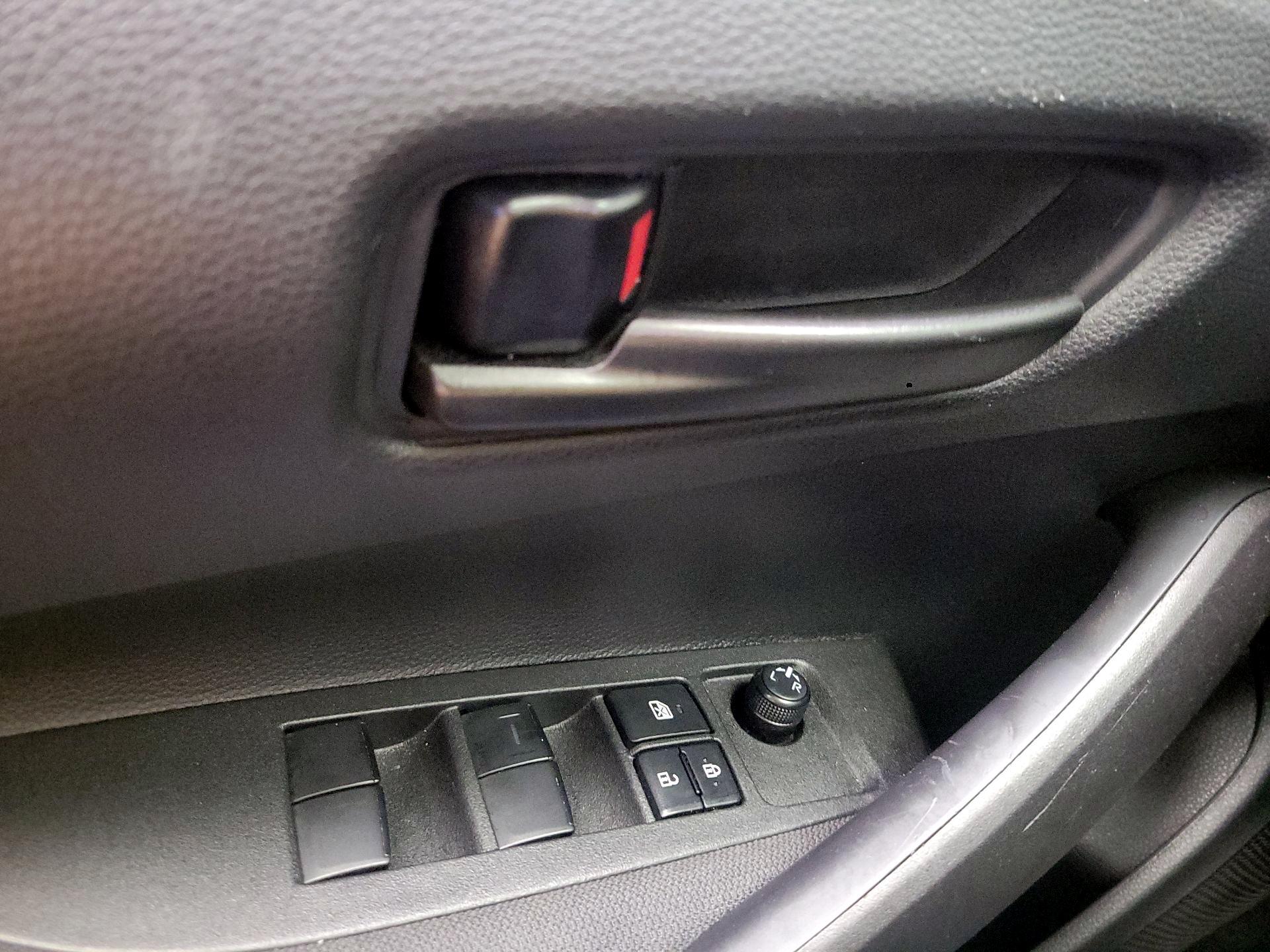 Thumbnail: 2025 Toyota Corolla - 10