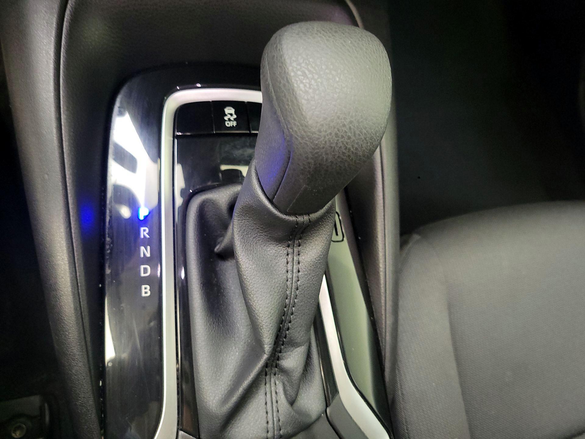 Thumbnail: 2025 Toyota Corolla - 16