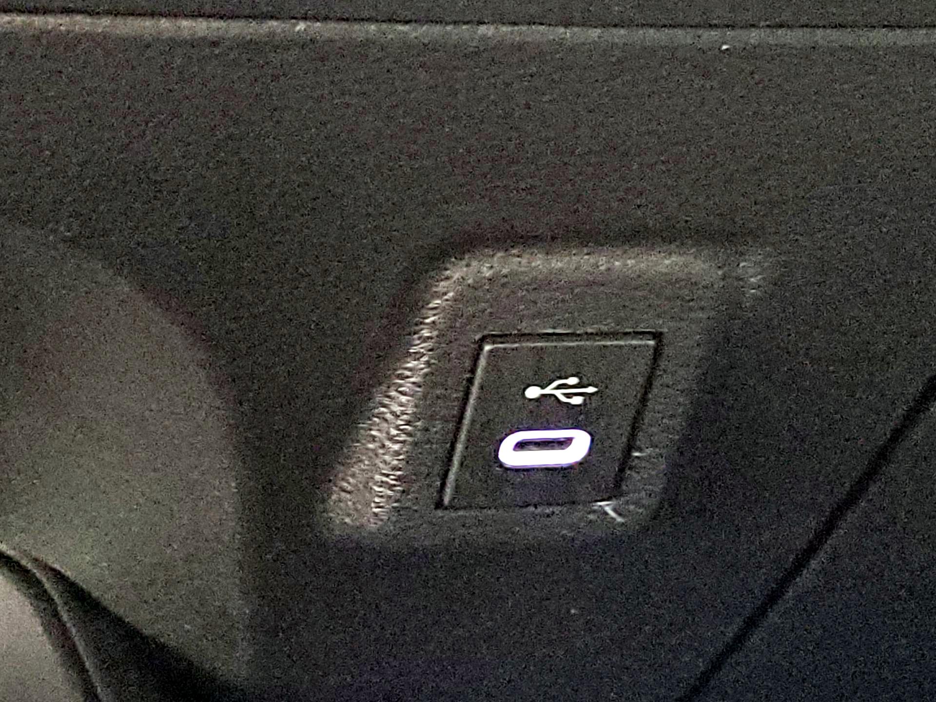 Thumbnail: 2025 Toyota Corolla - 17