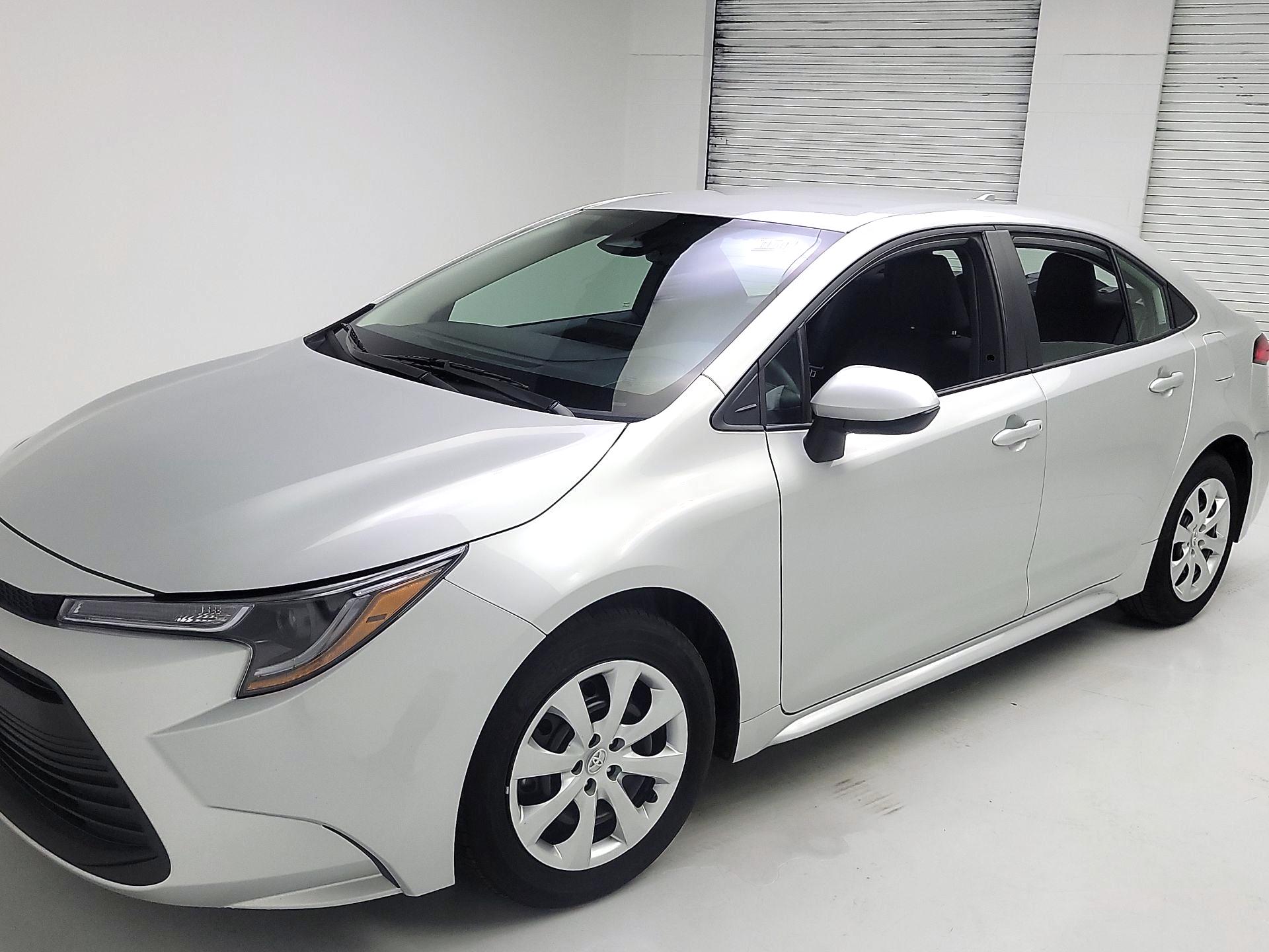 Thumbnail: 2025 Toyota Corolla - 3