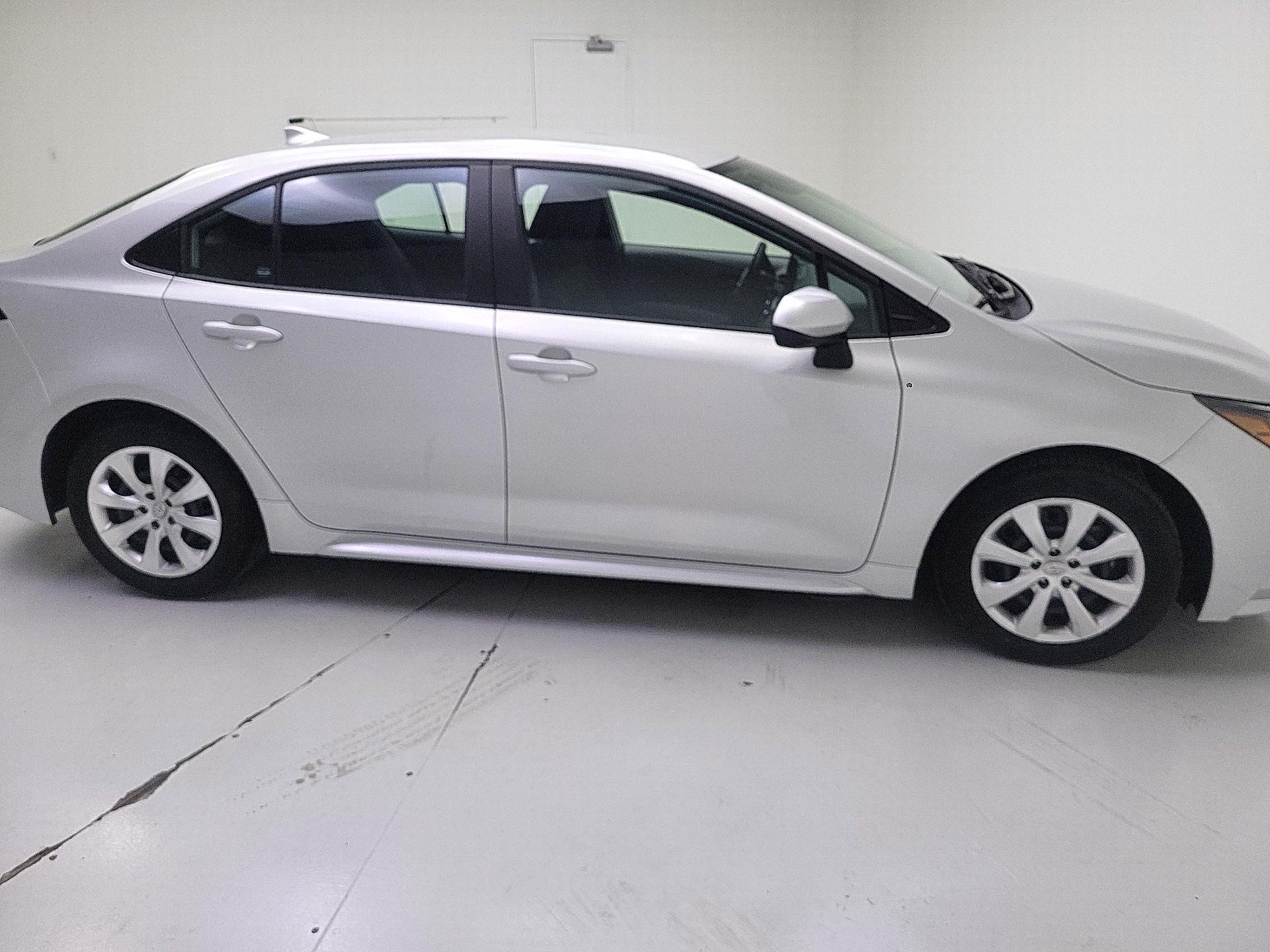 Thumbnail: 2025 Toyota Corolla - 4