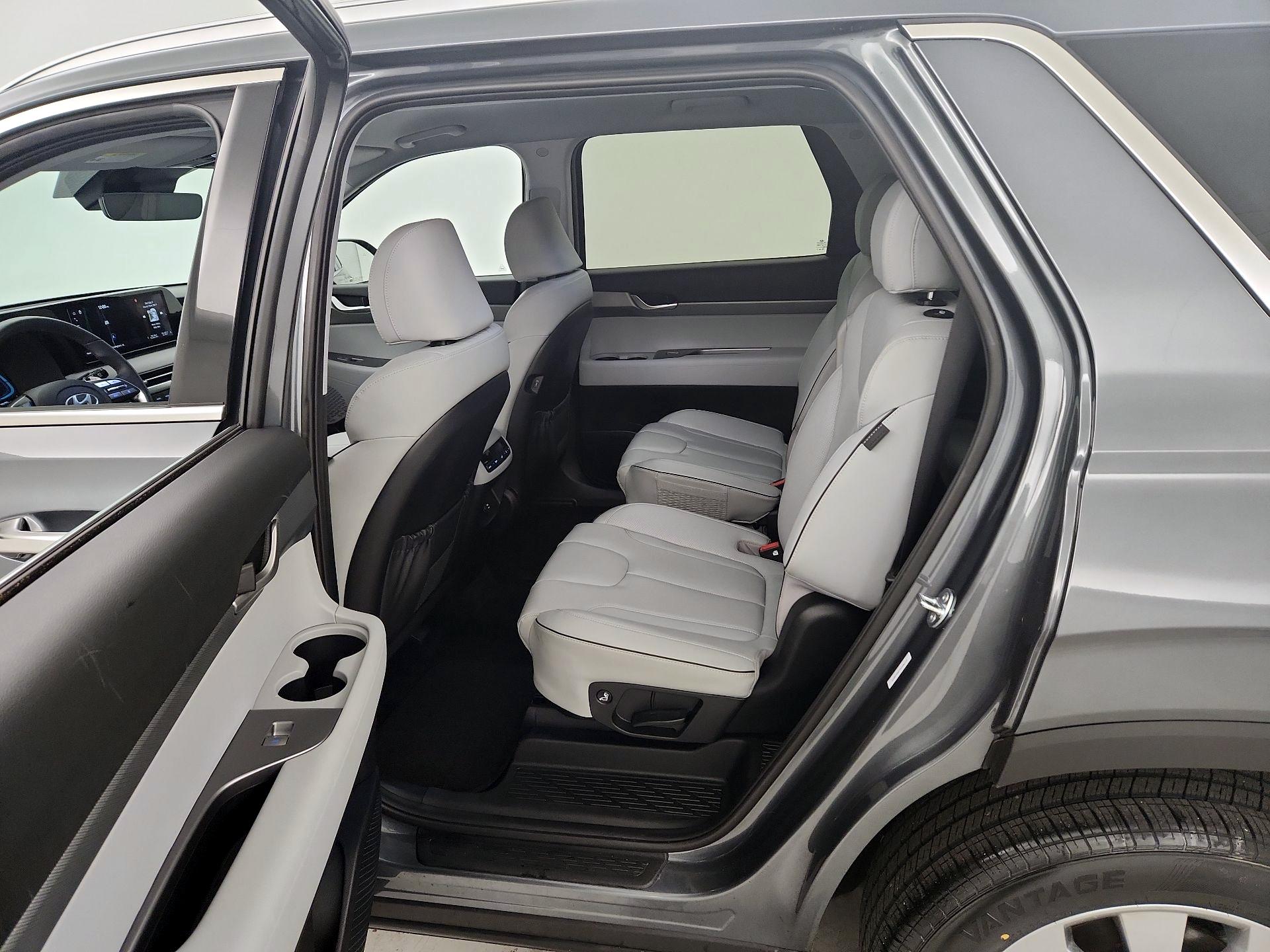 Thumbnail: 2025 Hyundai Palisade - 20