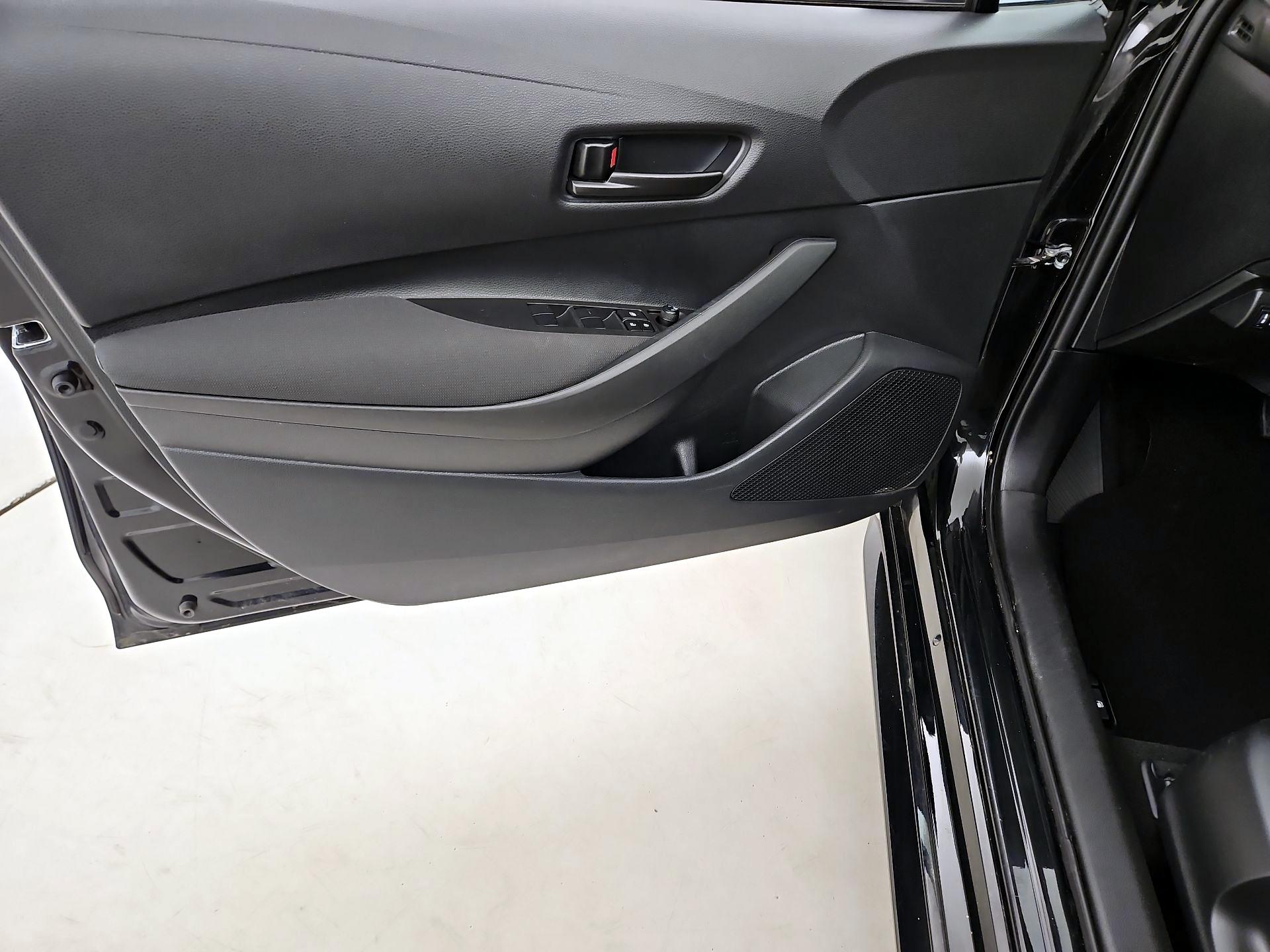 Thumbnail: 2025 Toyota Corolla - 12