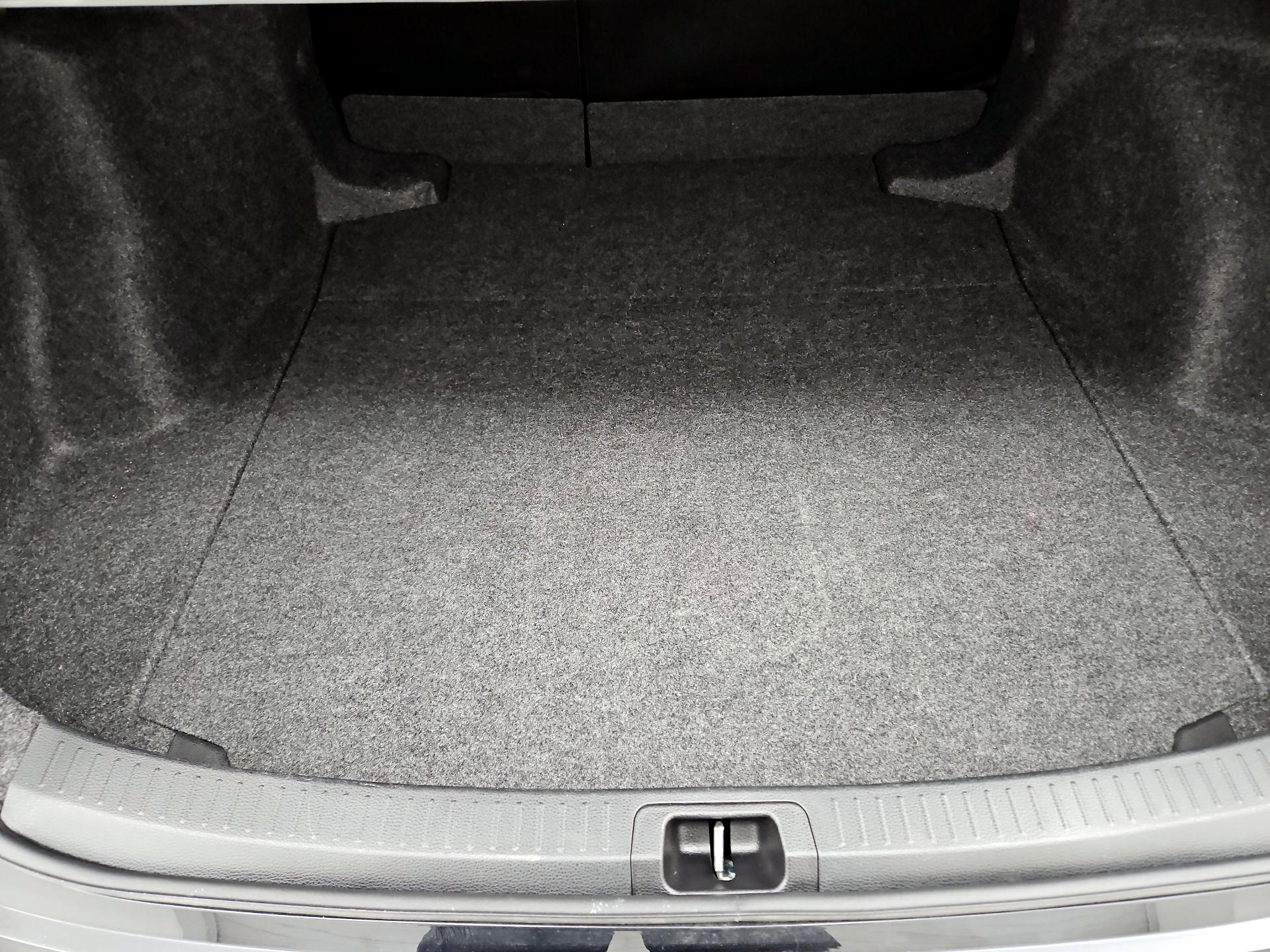 Thumbnail: 2025 Toyota Corolla - 20