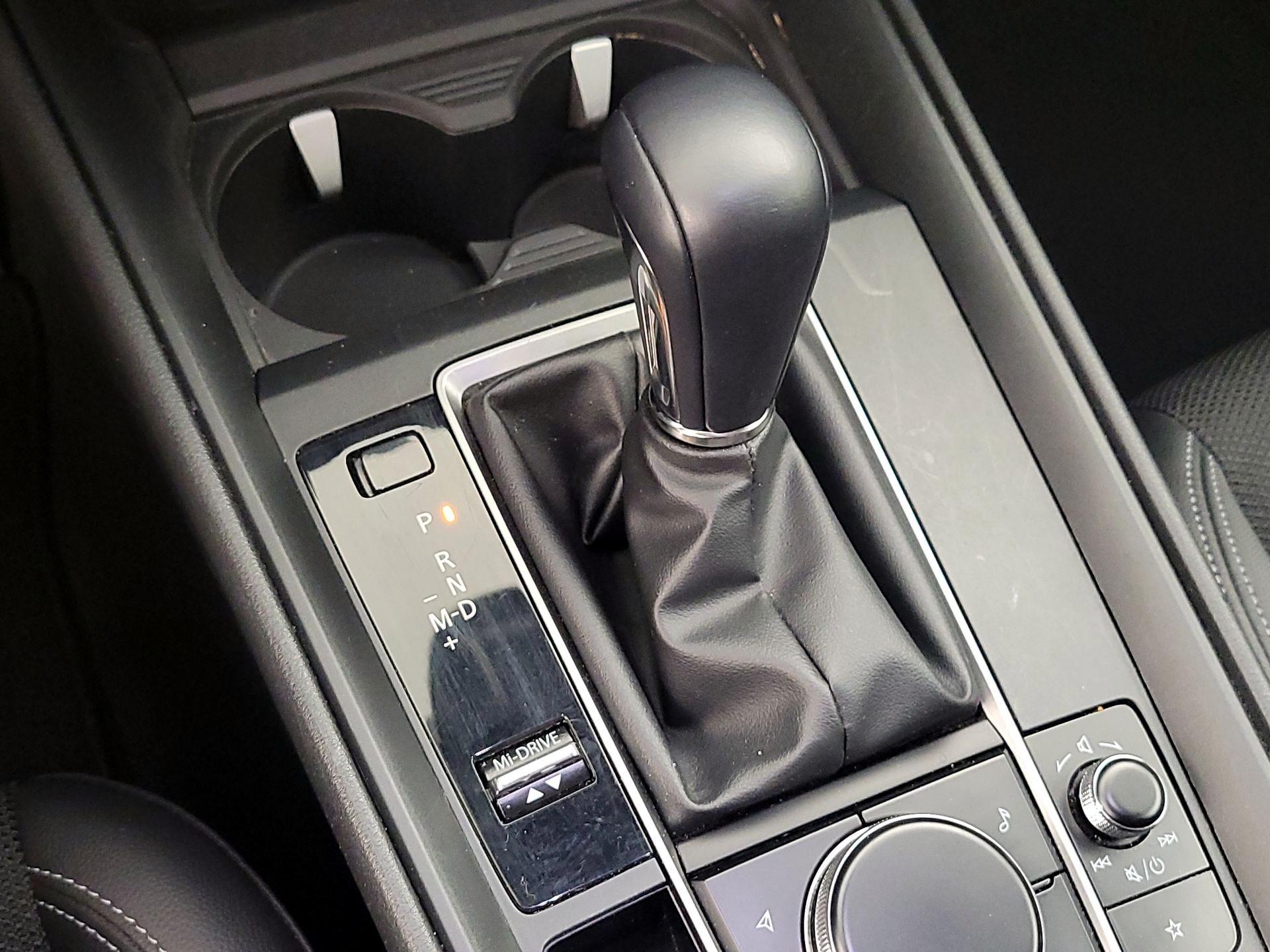 Thumbnail: 2025 Mazda CX-50 - 16