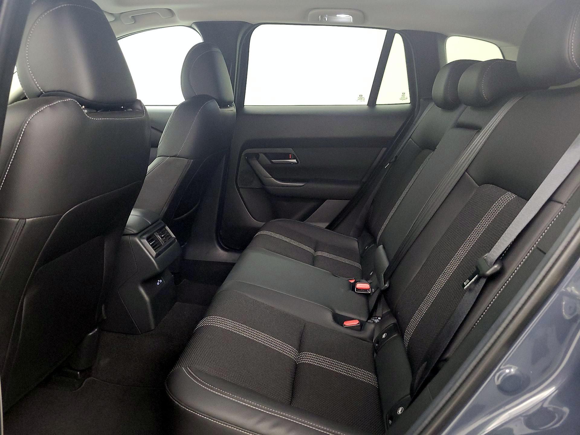 Thumbnail: 2025 Mazda CX-50 - 18