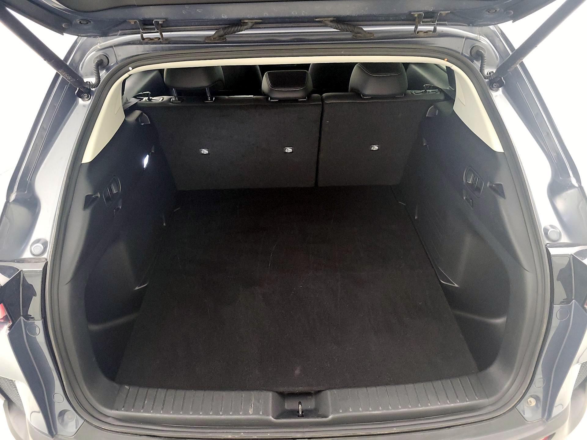 Thumbnail: 2025 Mazda CX-50 - 19