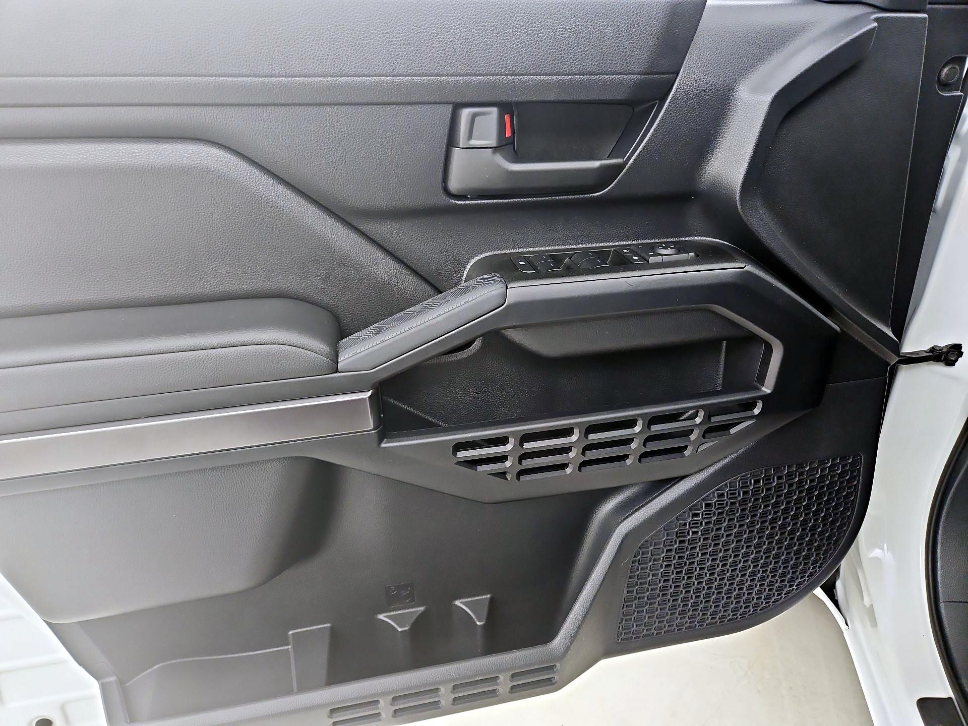 Thumbnail: 2025 Toyota 4Runner - 12