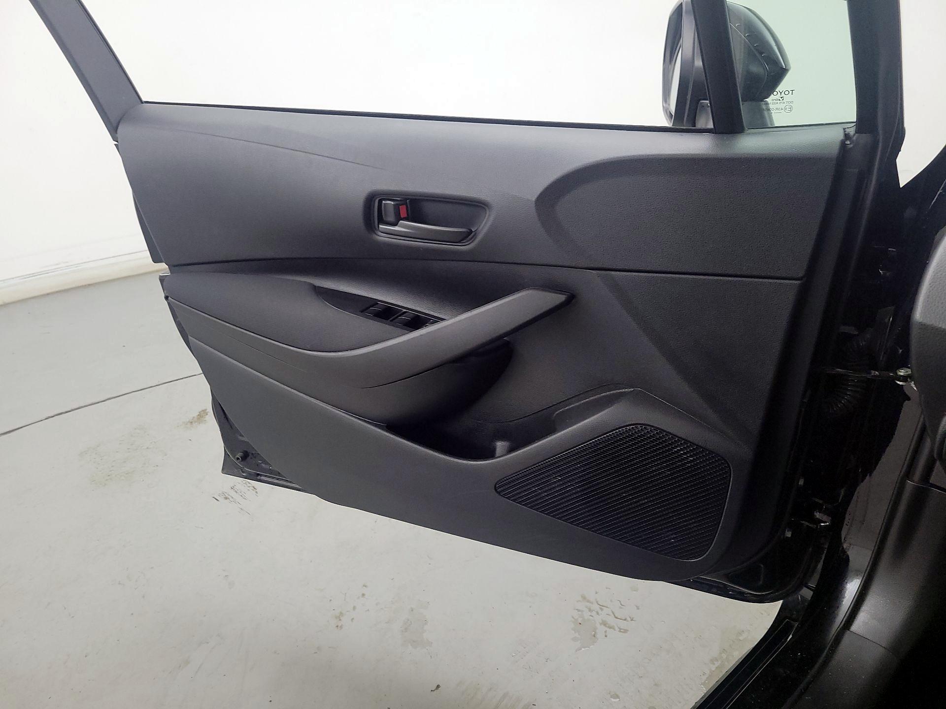 Thumbnail: 2025 Toyota Corolla - 12