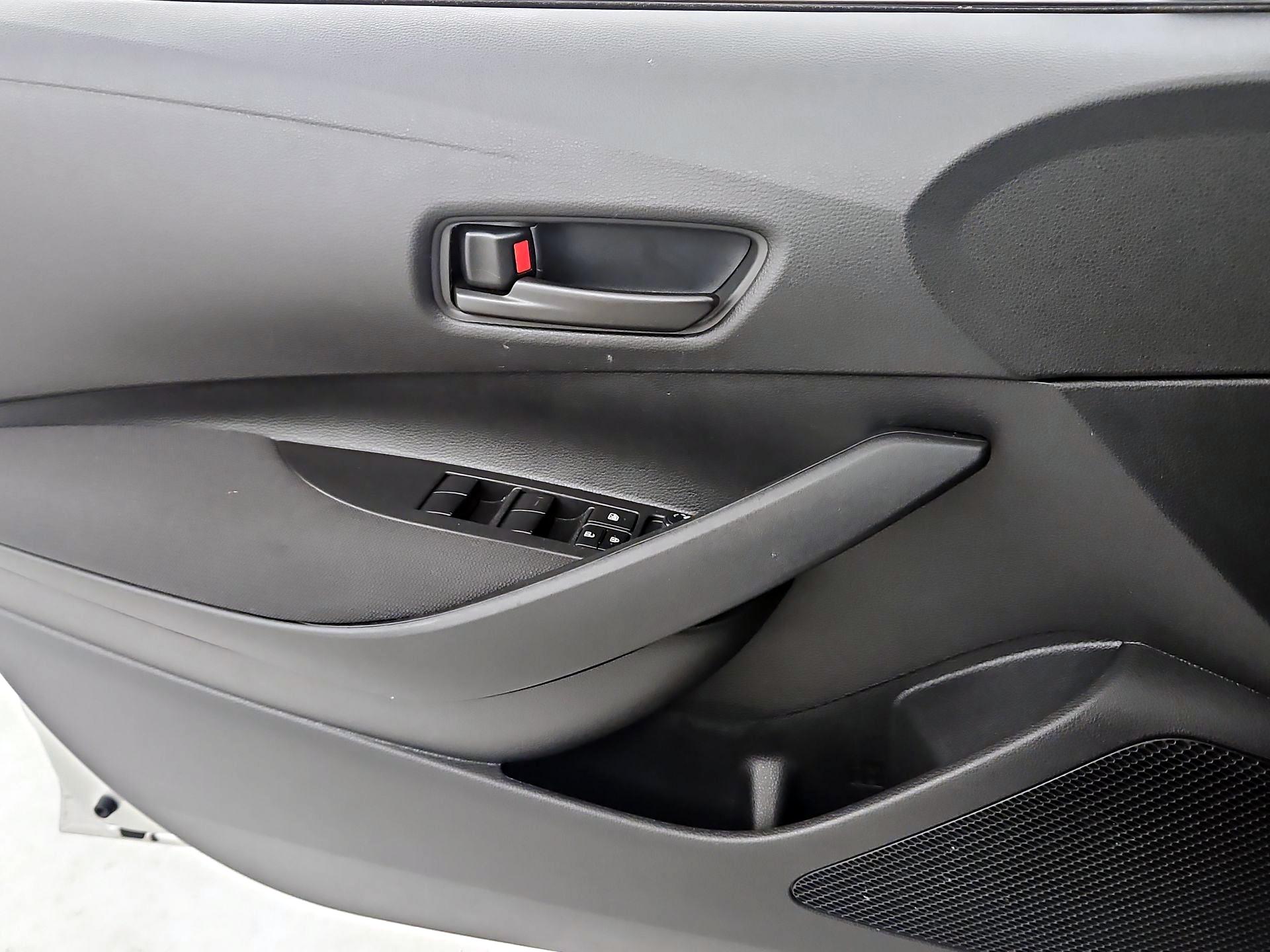 Thumbnail: 2025 Toyota Corolla - 12