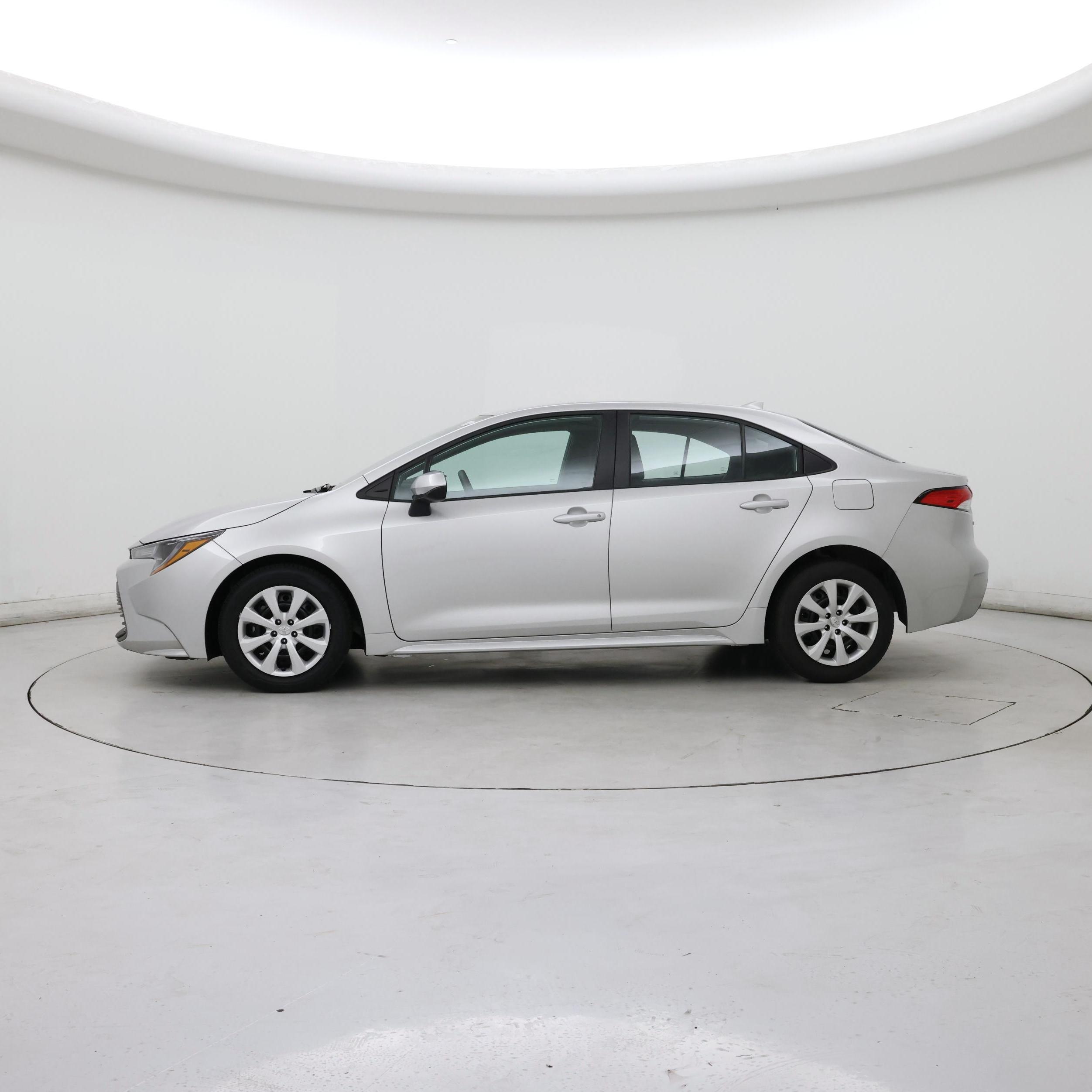 Thumbnail: 2025 Toyota Corolla - 3