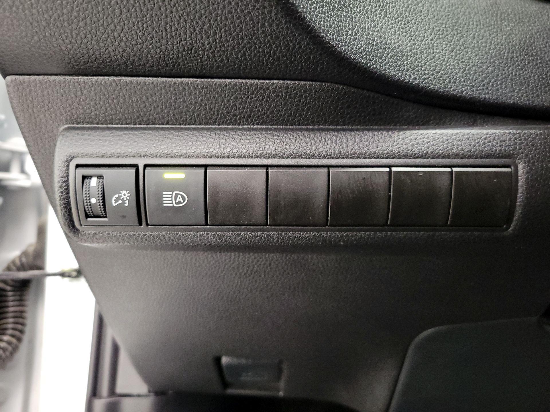 Thumbnail: 2025 Toyota Corolla - 13