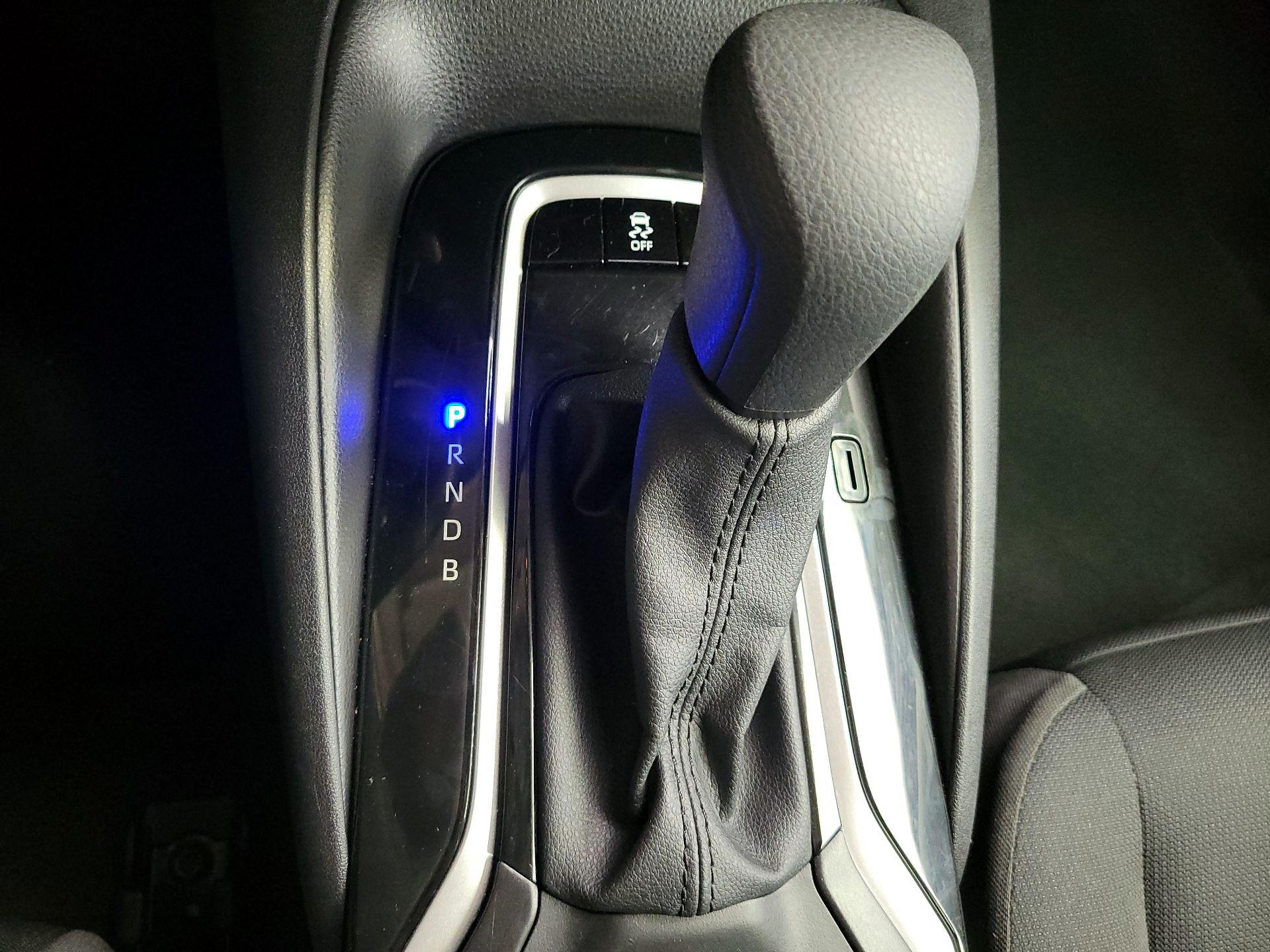 Thumbnail: 2025 Toyota Corolla - 18