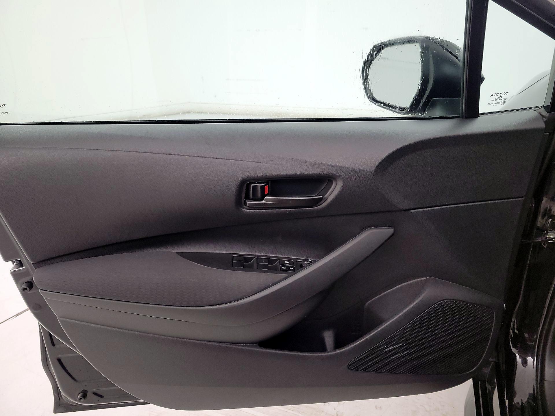 Thumbnail: 2025 Toyota Corolla - 12