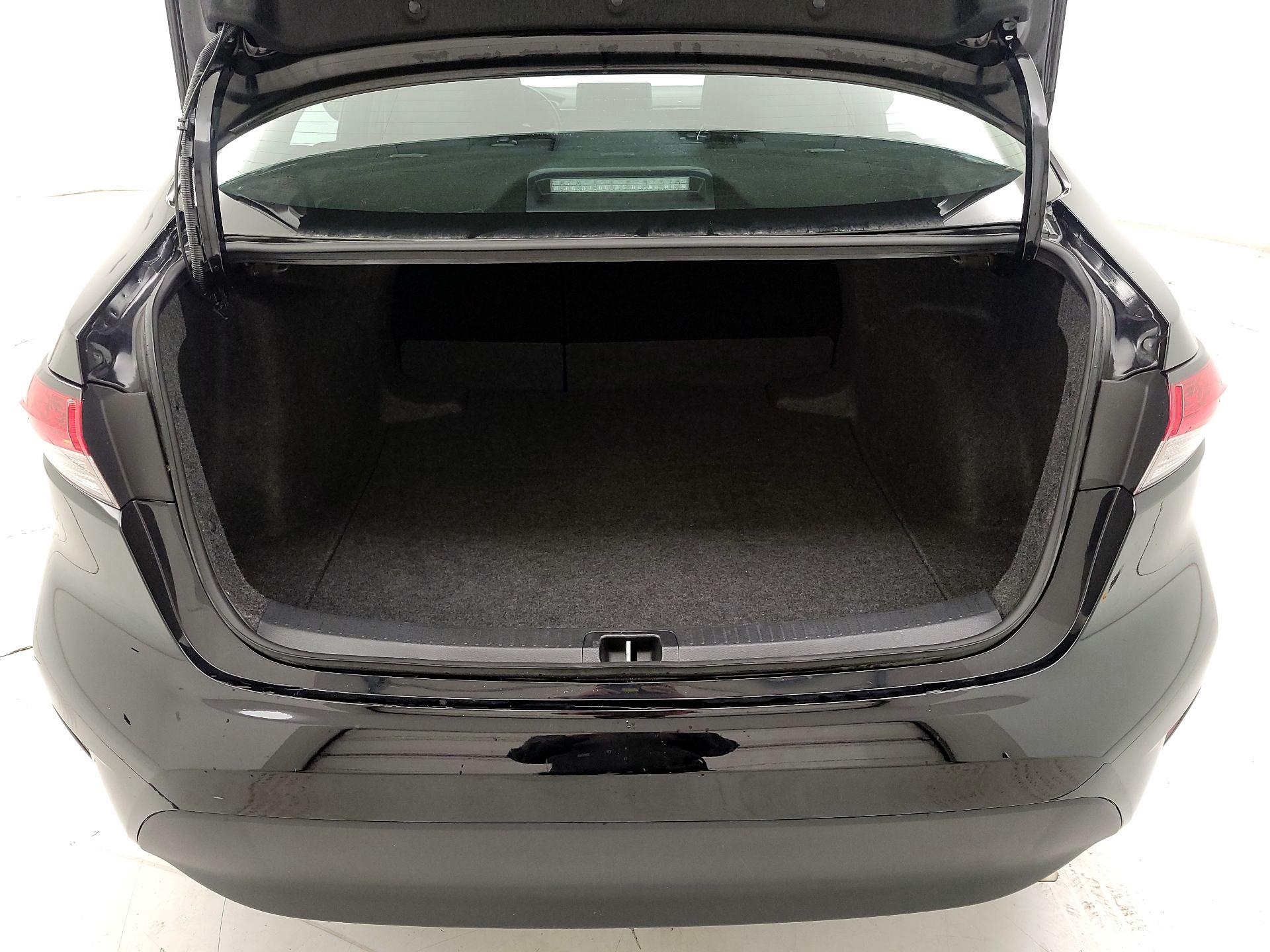 Thumbnail: 2025 Toyota Corolla - 19