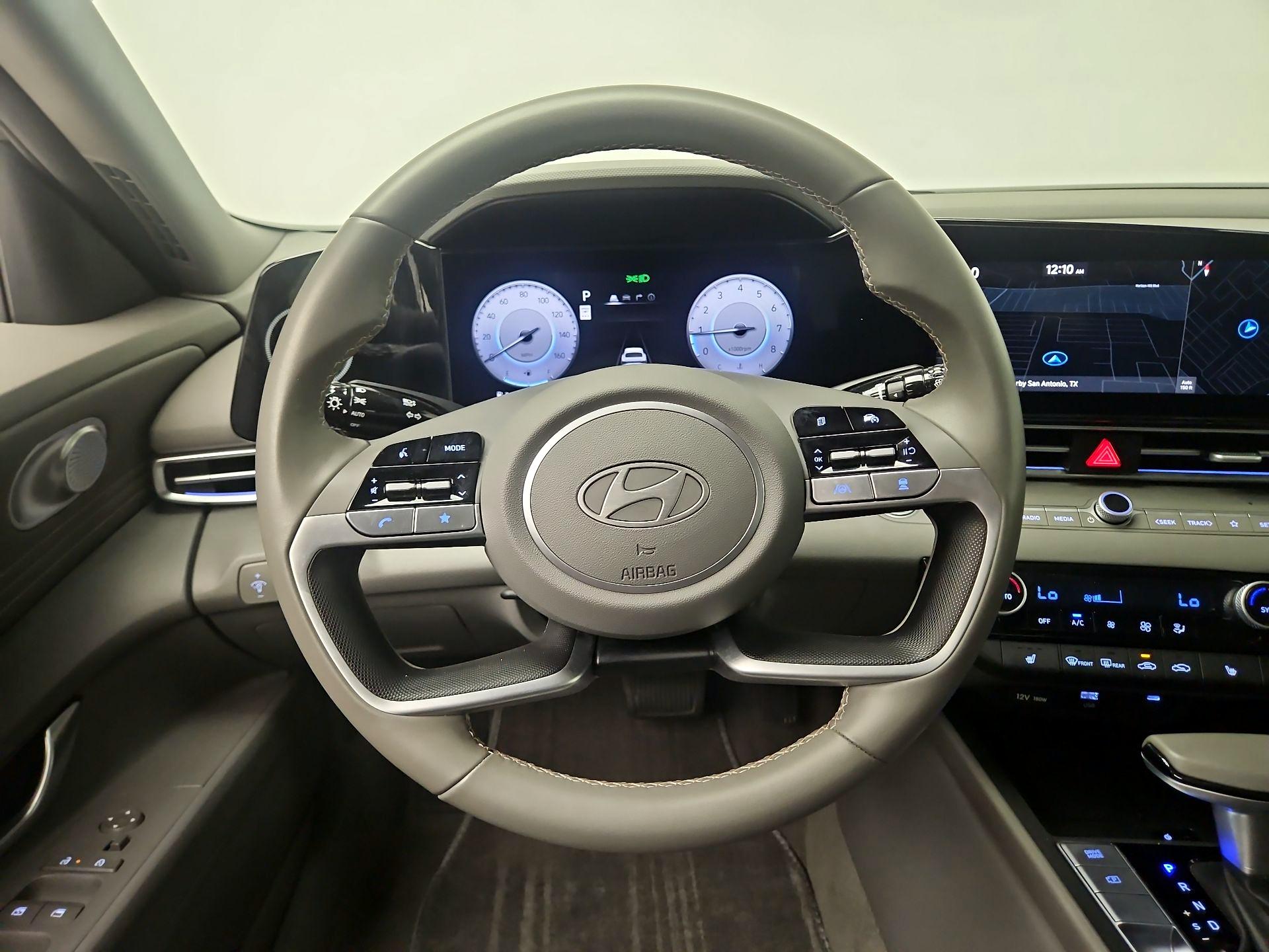 Thumbnail: 2025 Hyundai Elantra - 10