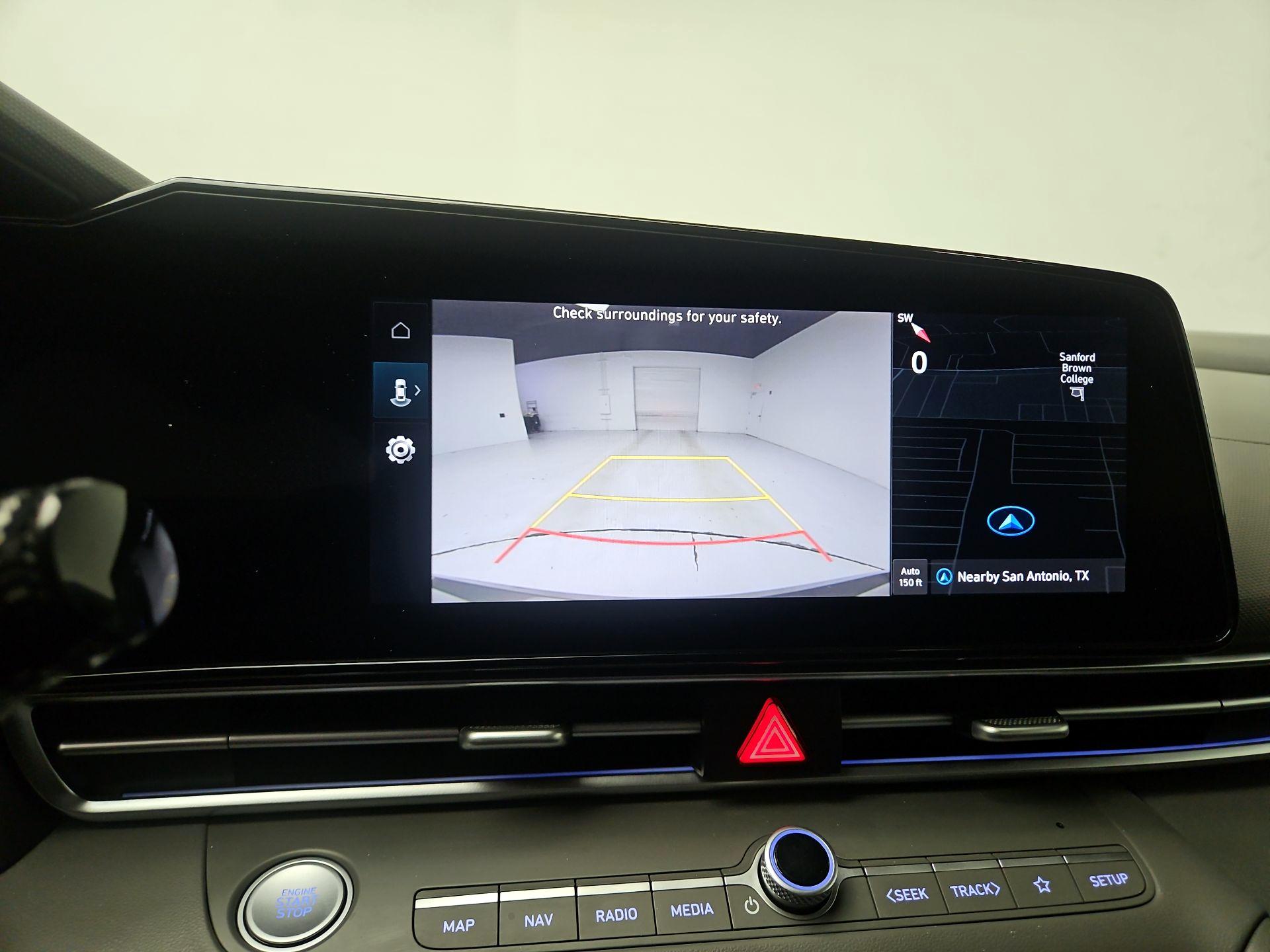 Thumbnail: 2025 Hyundai Elantra - 15