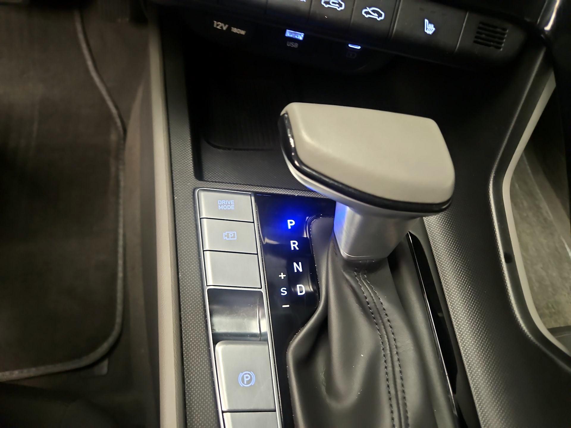 Thumbnail: 2025 Hyundai Elantra - 18