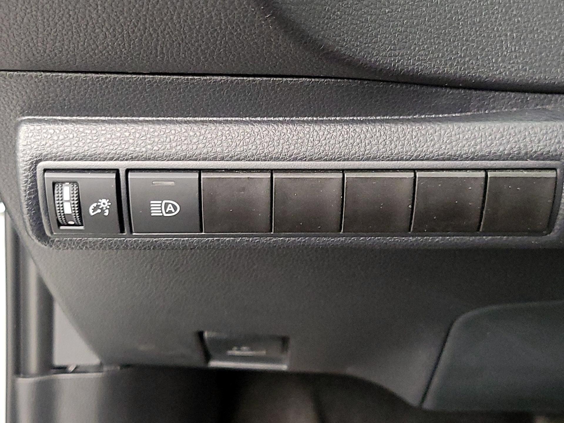 Thumbnail: 2024 Toyota Corolla - 13