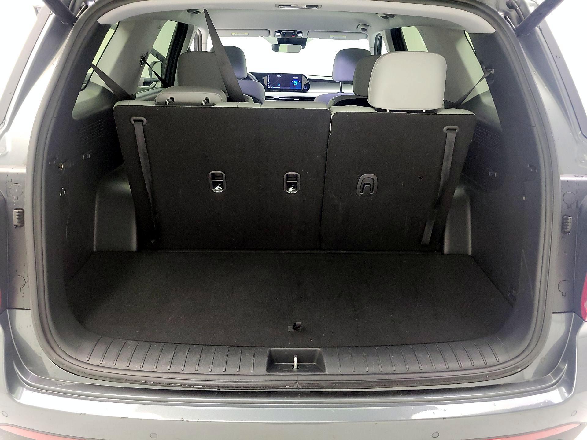 Thumbnail: 2025 Hyundai Palisade - 19