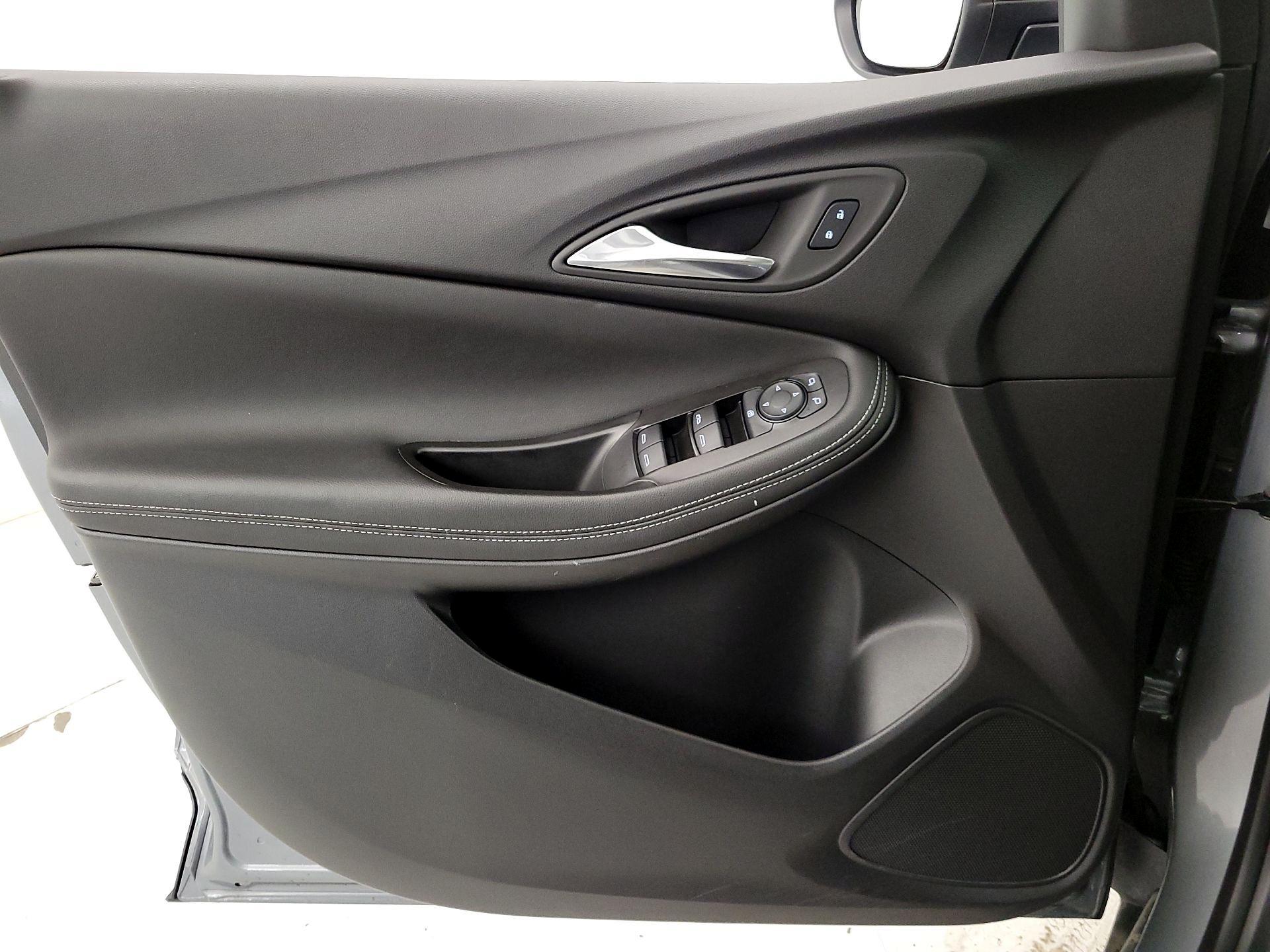 Thumbnail: 2025 Buick Encore GX - 12