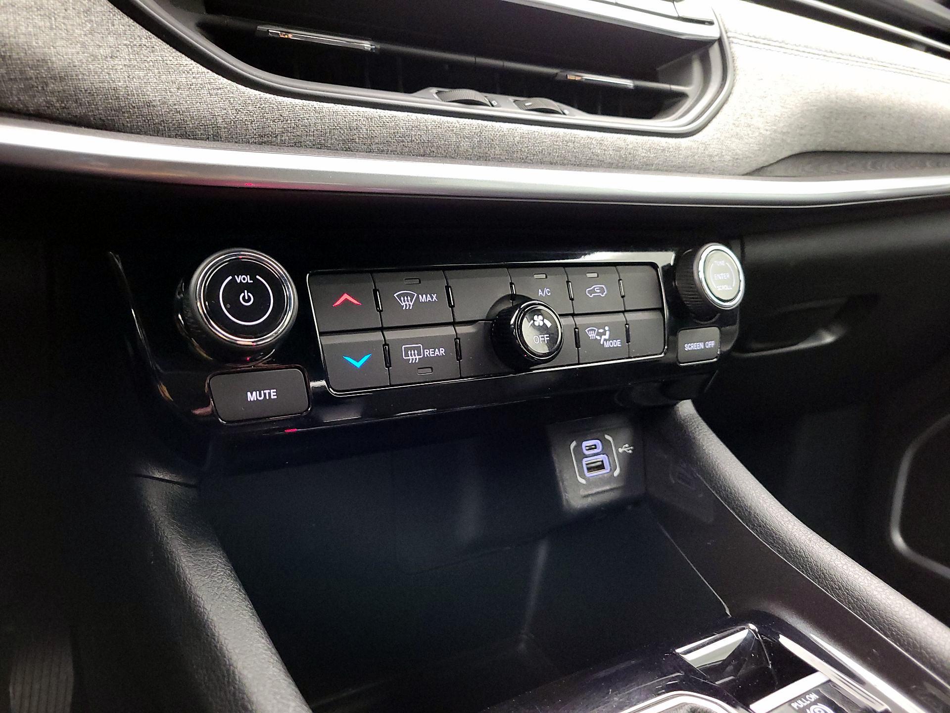 Thumbnail: 2025 Jeep Compass - 16